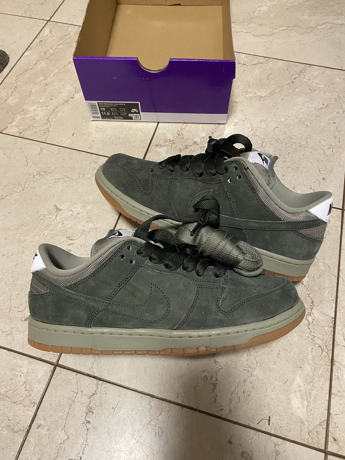 Nike Nike SB Dunk Low Pro B Sequoia size 10 US MEN Size US 10 / EU 43 - 1 Thumbnail