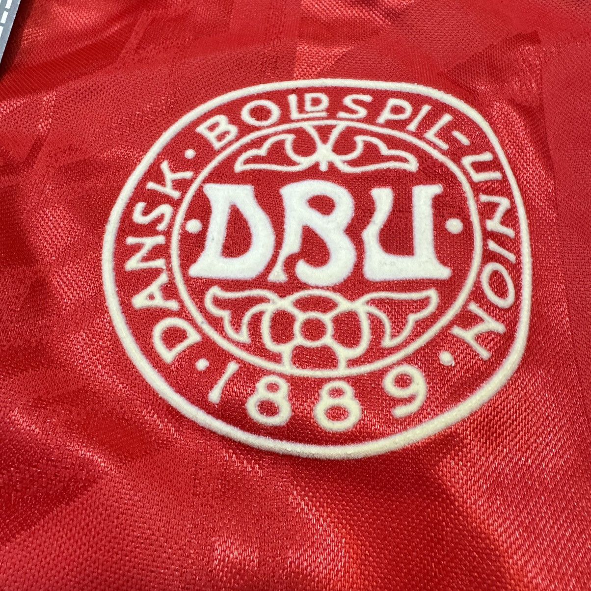Hummel Denmark Euro96 home shirt (Bnwt) Size US S / EU 44-46 / 1 - 5 Thumbnail