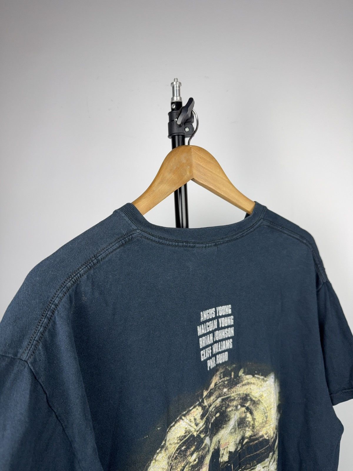 AC/DC 00s AC/DC Buenos Aires 2009 Tour Rock Band T-Shirt Gildan Size US L / EU 52-54 / 3 - 11 Thumbnail