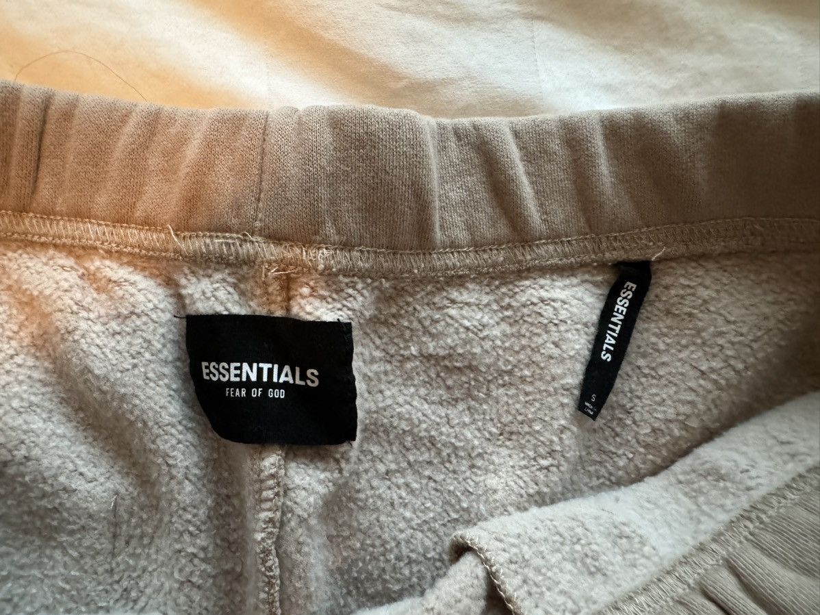 Essentials × Fear of God Sweat Shorts - Tan Size US 30 / EU 46 - 7 Thumbnail