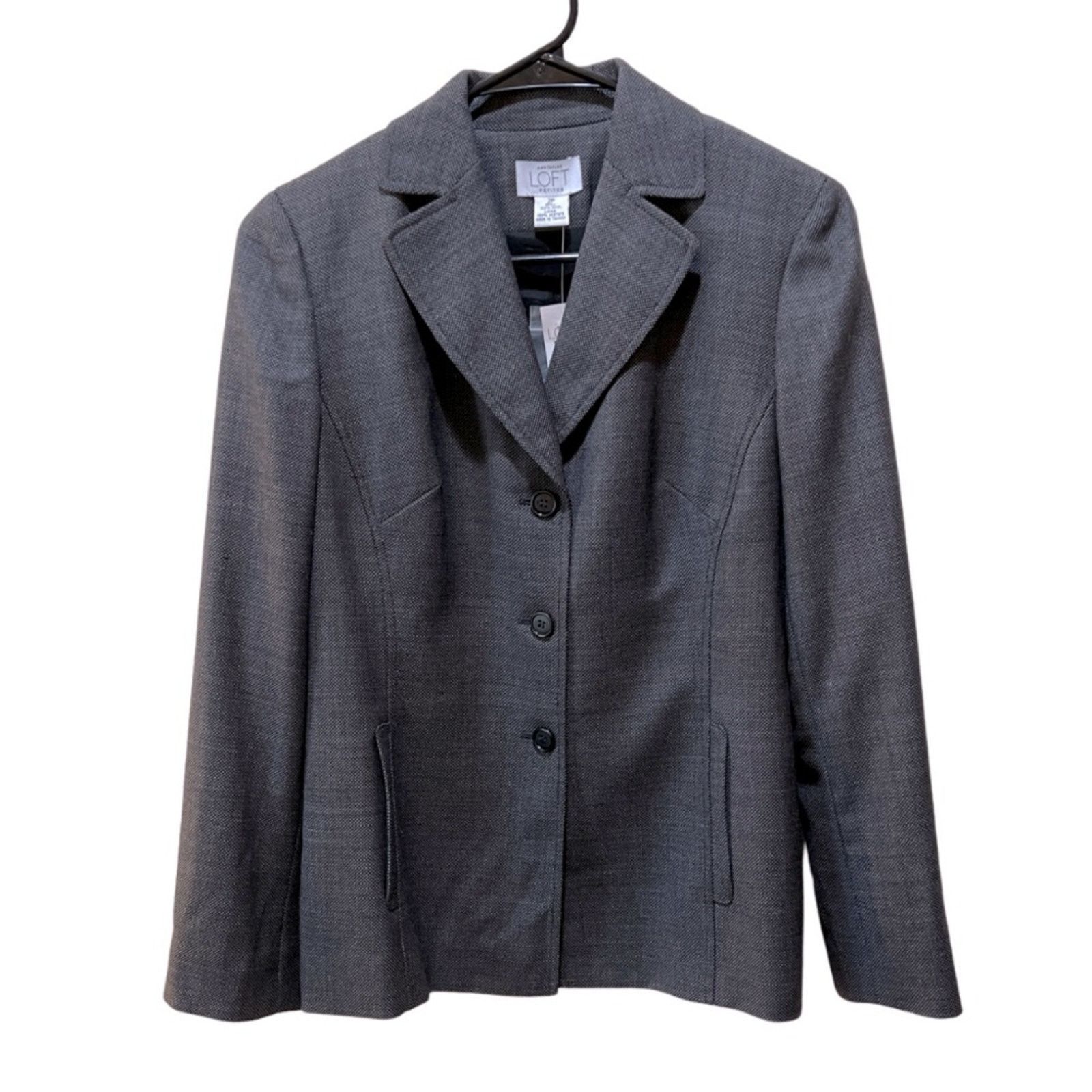 Ann Taylor Ann Taylor LOFT Button Up Blazer Size 2P Size XS / US 0-2 / IT 36-38 - 1 Thumbnail