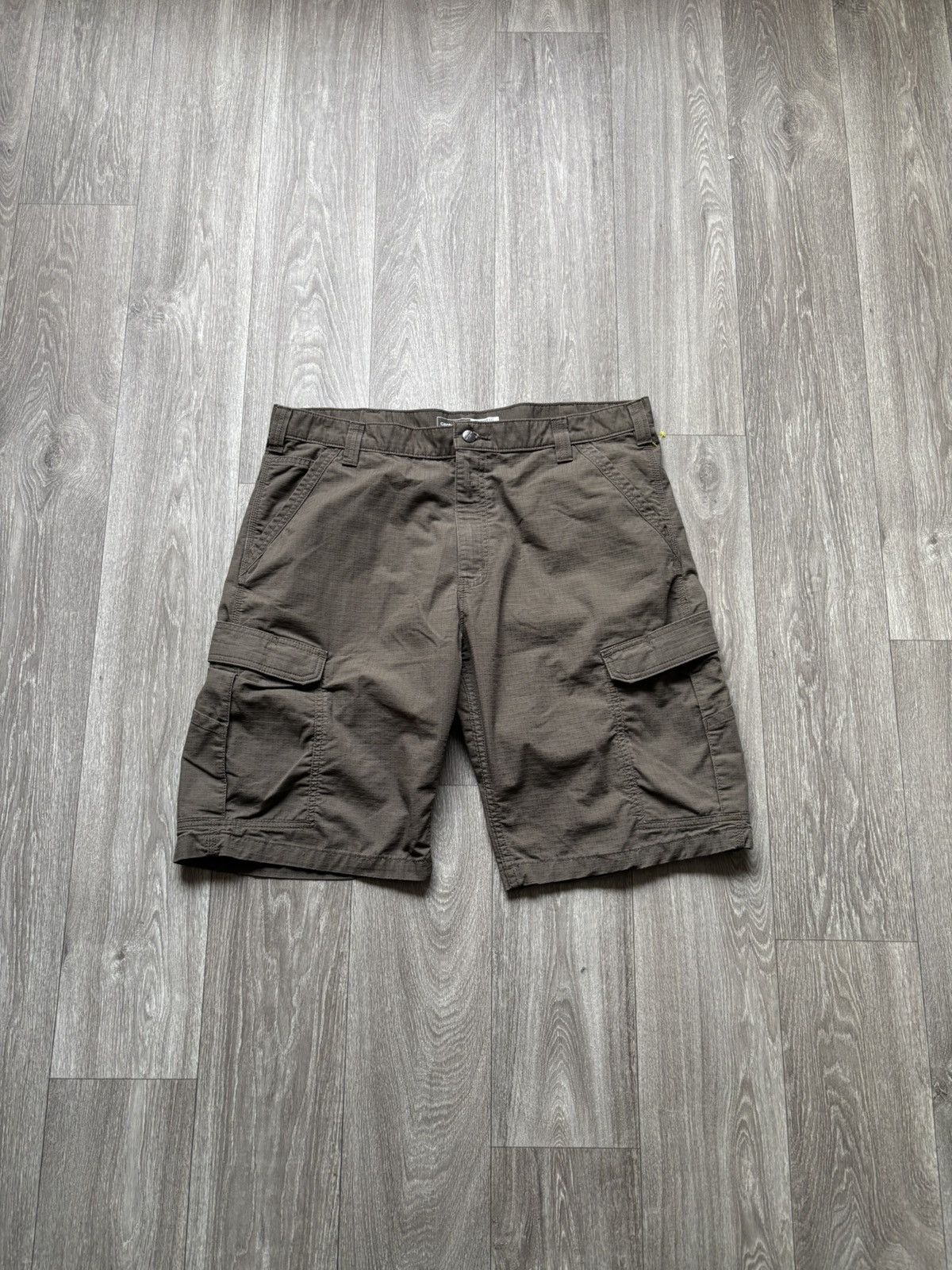 Carhartt Carhartt Cargo Shorts Khaki Size US 40 / EU 56 - 1 Thumbnail