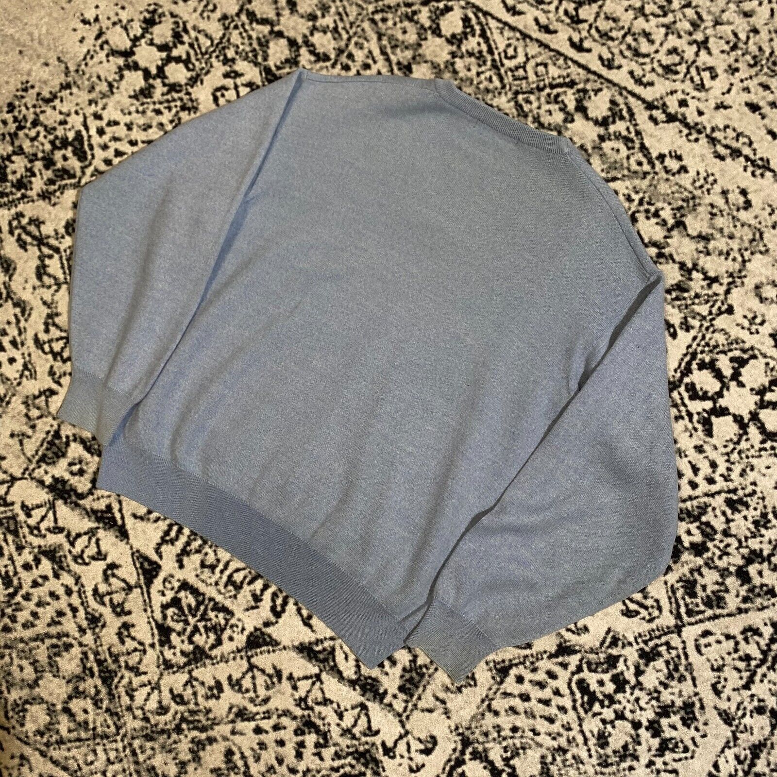 Burberry Vintage Burberry Baby Blue Wool Sweater Size S London 90s Size US S / EU 44-46 / 1 - 11 Thumbnail