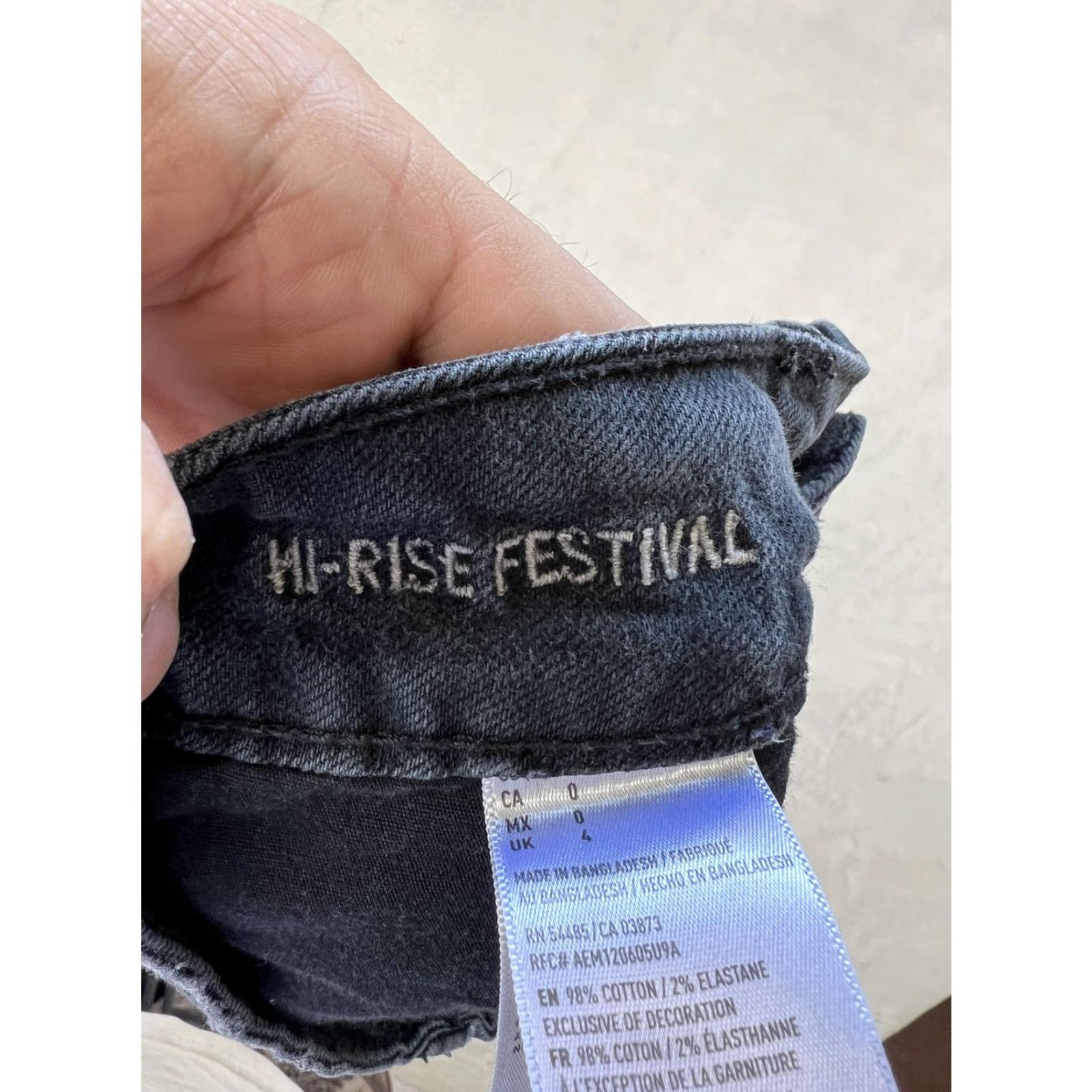 American Eagle Outfitters VINTAGE American Eagle Shorts Womens 0 Black Hi-Rise Festival Denim Cutoff Fringe Size 25" / US 0 / IT 36 - 6 Thumbnail