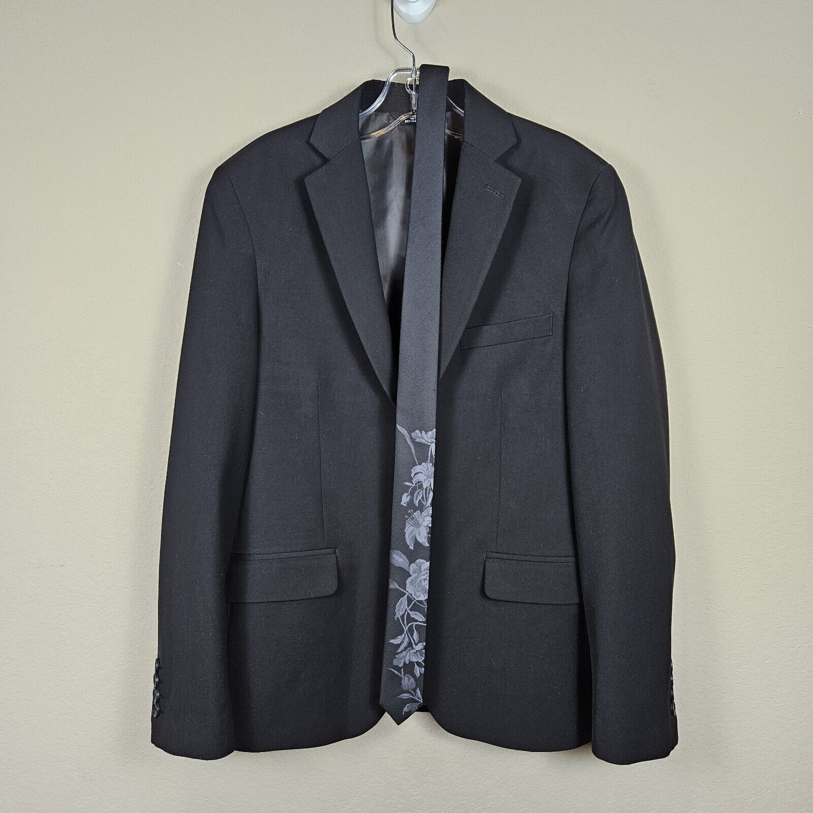 JM Haggar Ultra Slim Suit Jacket & Tie Mens 38S