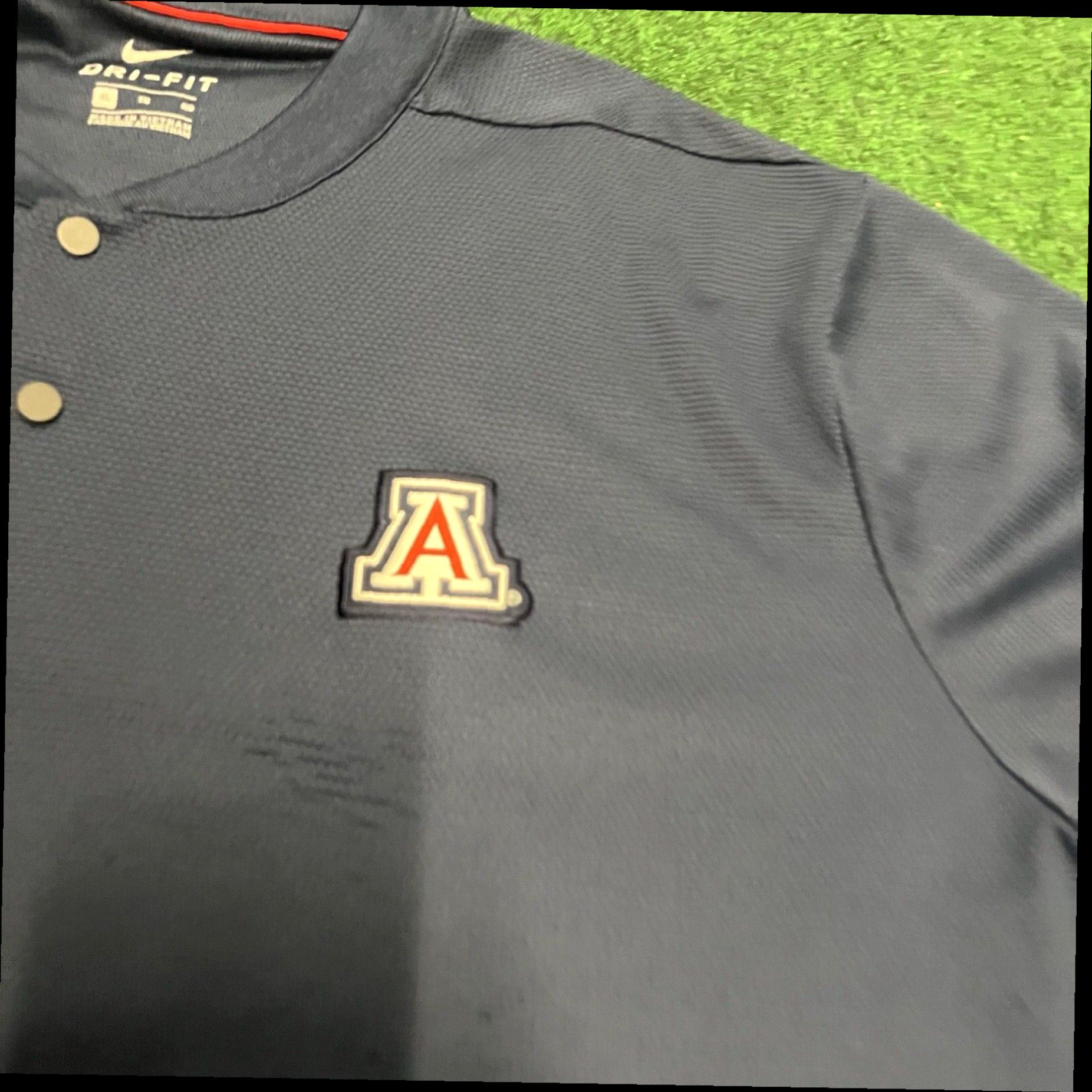 Nike University of Arizona Wildcats Shirt Mens XL Nike Dri Fit Short Sleeve Team Issu Size US XL / EU 56 / 4 - 2 Thumbnail