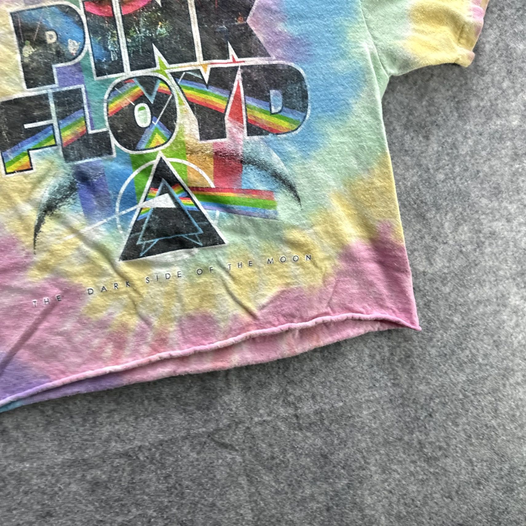 Vintage Pink Floyd Shirt Womens Small Tie Dye Dark Side Of The Moon Band Tee Rainbow Pas Size S / US 4 / IT 40 - 4 Thumbnail