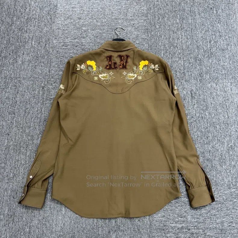 Louis Vuitton Louis Vuitton Floral monogrammed embroidered shirt Size US XL / EU 56 / 4 - 5 Thumbnail