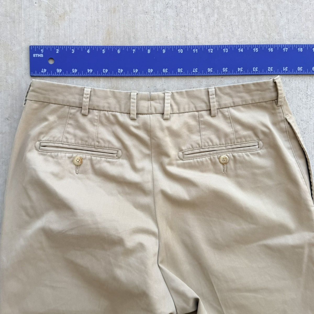 Peter Millar Peter Millar Chino Pants Size 33 Straight Fit Khaki Golf Size US 33 - 5 Thumbnail