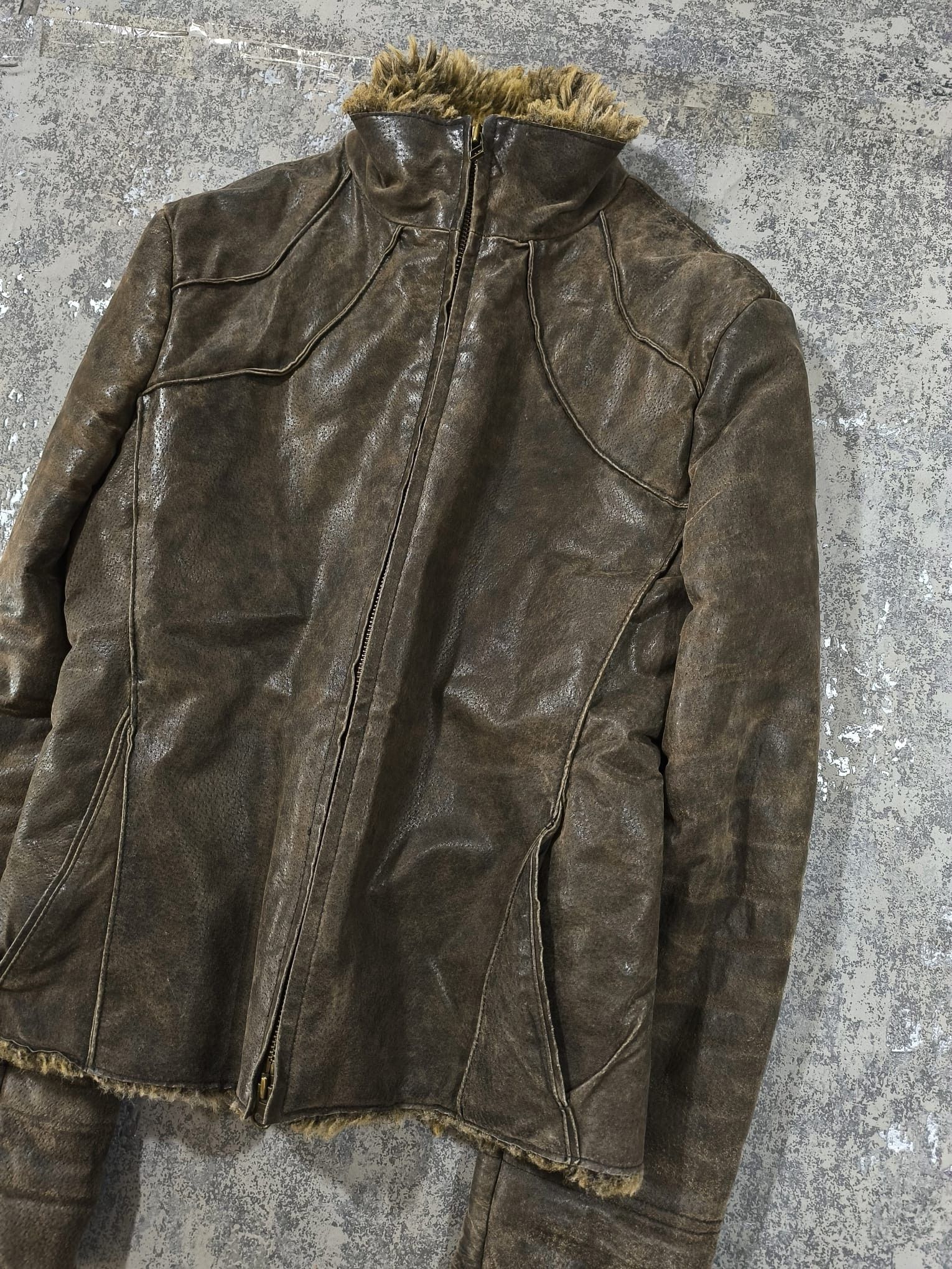 Genuine Leather moto highcollar distressed pigskin leather fauxfur jacket Size M / US 6-8 / IT 42-44 - 7 Thumbnail
