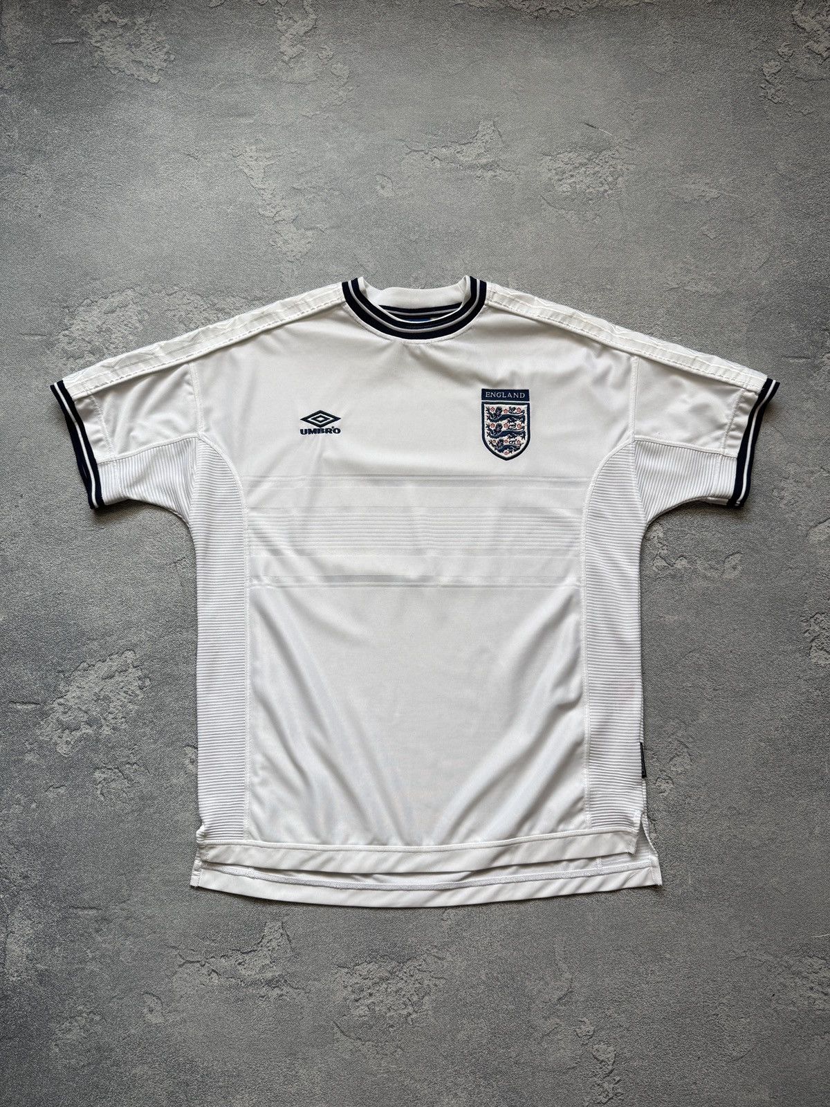 Umbro Vintage Y2K Umbro England Football Soccer Jersey White Size US XL / EU 56 / 4 - 1 Thumbnail