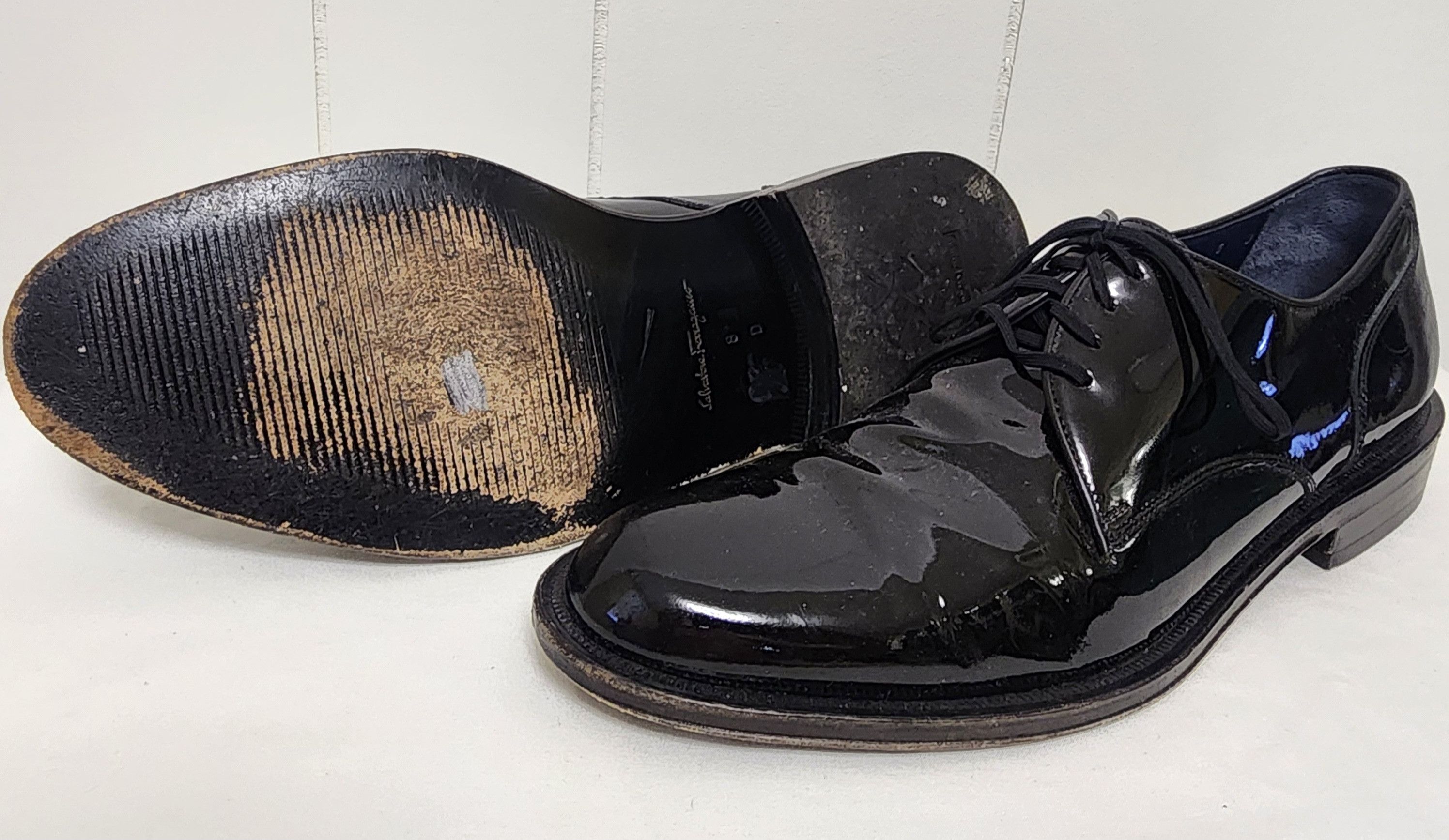 Salvatore Ferragamo Ferragamo men's shoes 8 black patent formal oxford Size US 8 / EU 41 - 8 Thumbnail