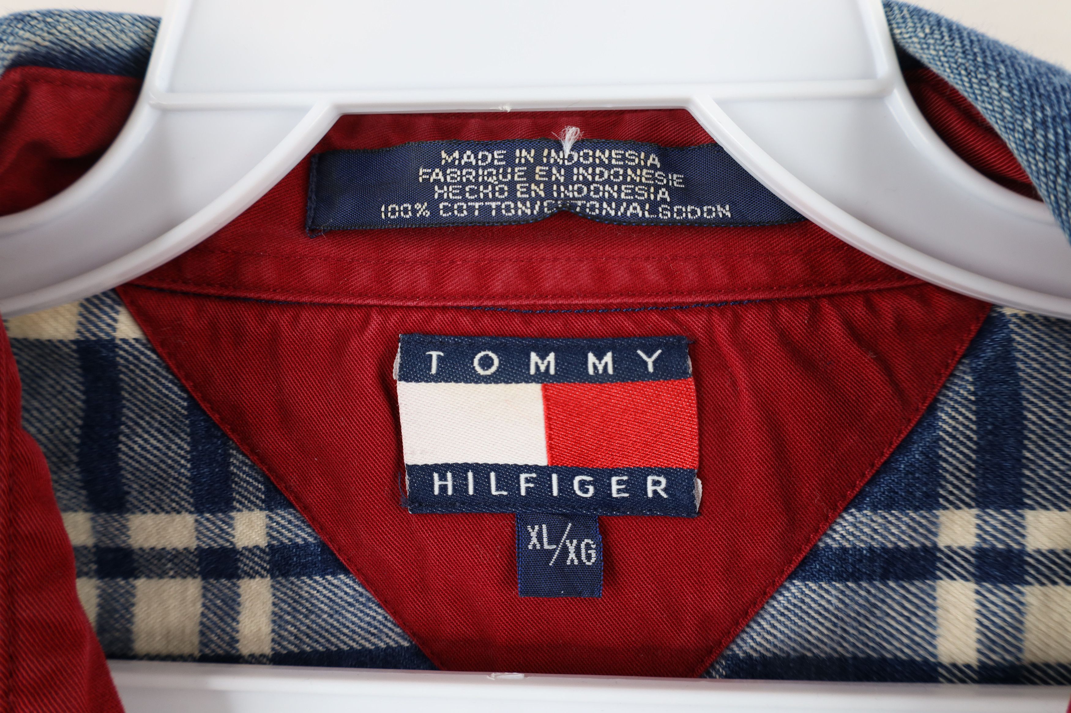 Tommy Hilfiger Vintage 90s Tommy Hilfiger Collar Flannel Button Shirt Plaid Size US XL / EU 56 / 4 - 6 Thumbnail