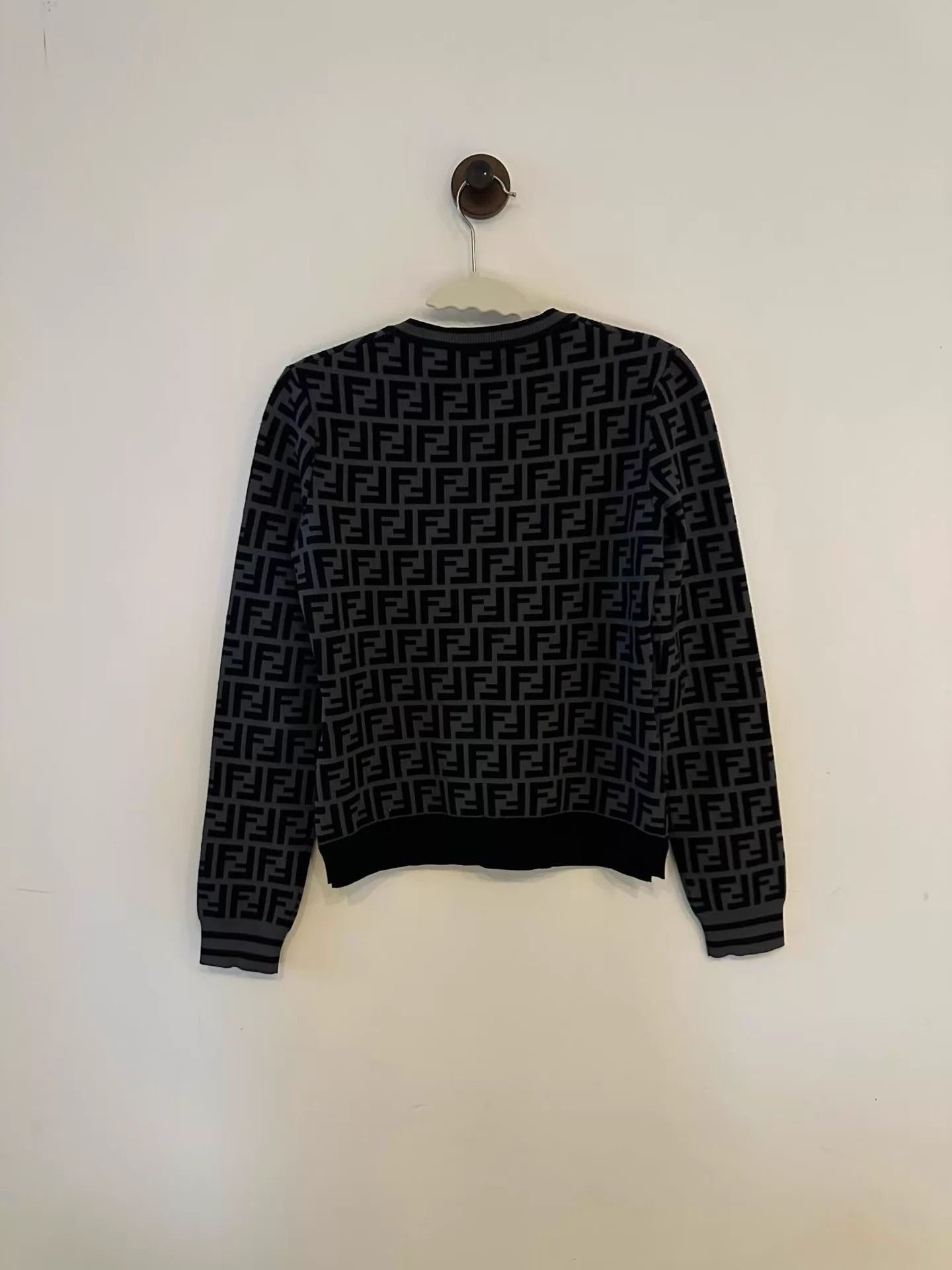 Fendi Fendi All Over Print Knit Sweater 40 98% New Size S / US 4 / IT 40 - 2 Thumbnail