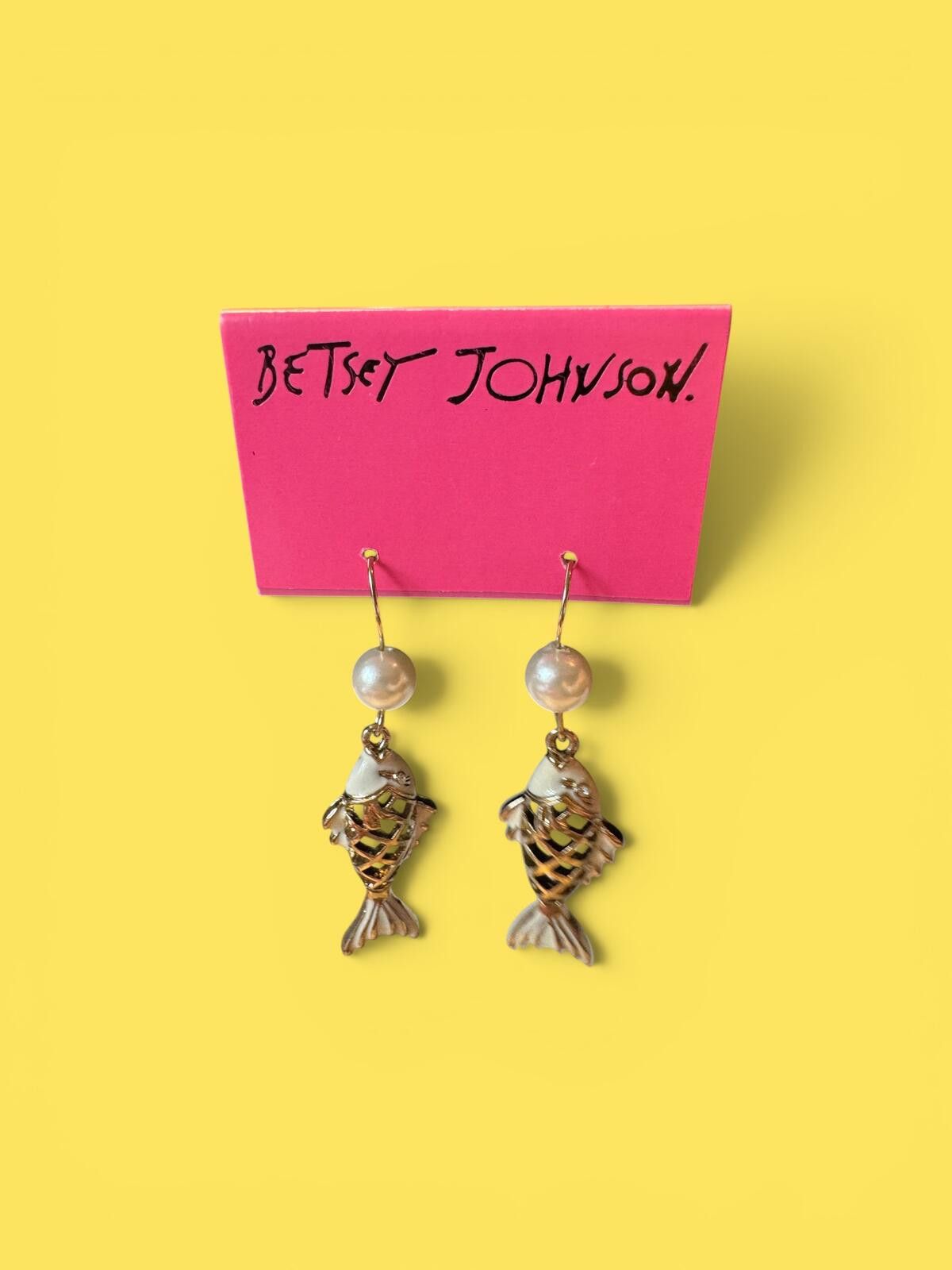 Other Betsey Johnson Pearl and Fish Dangle Earrings Size ONE SIZE - 1 Preview