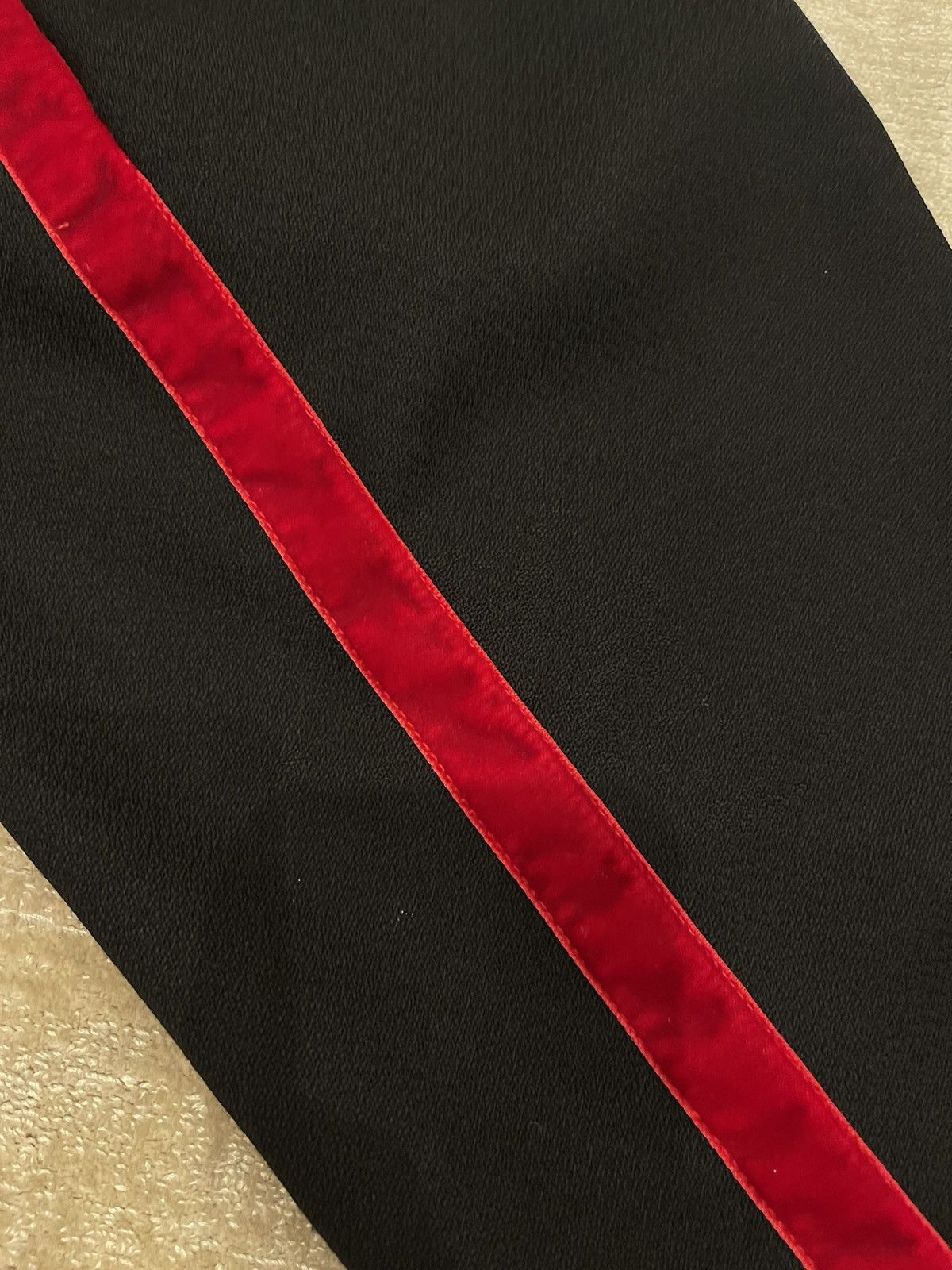 Hedi Slimane × Saint Laurent Paris fw 2016, tuxedo pants with red detail Size 48S - 5 Thumbnail