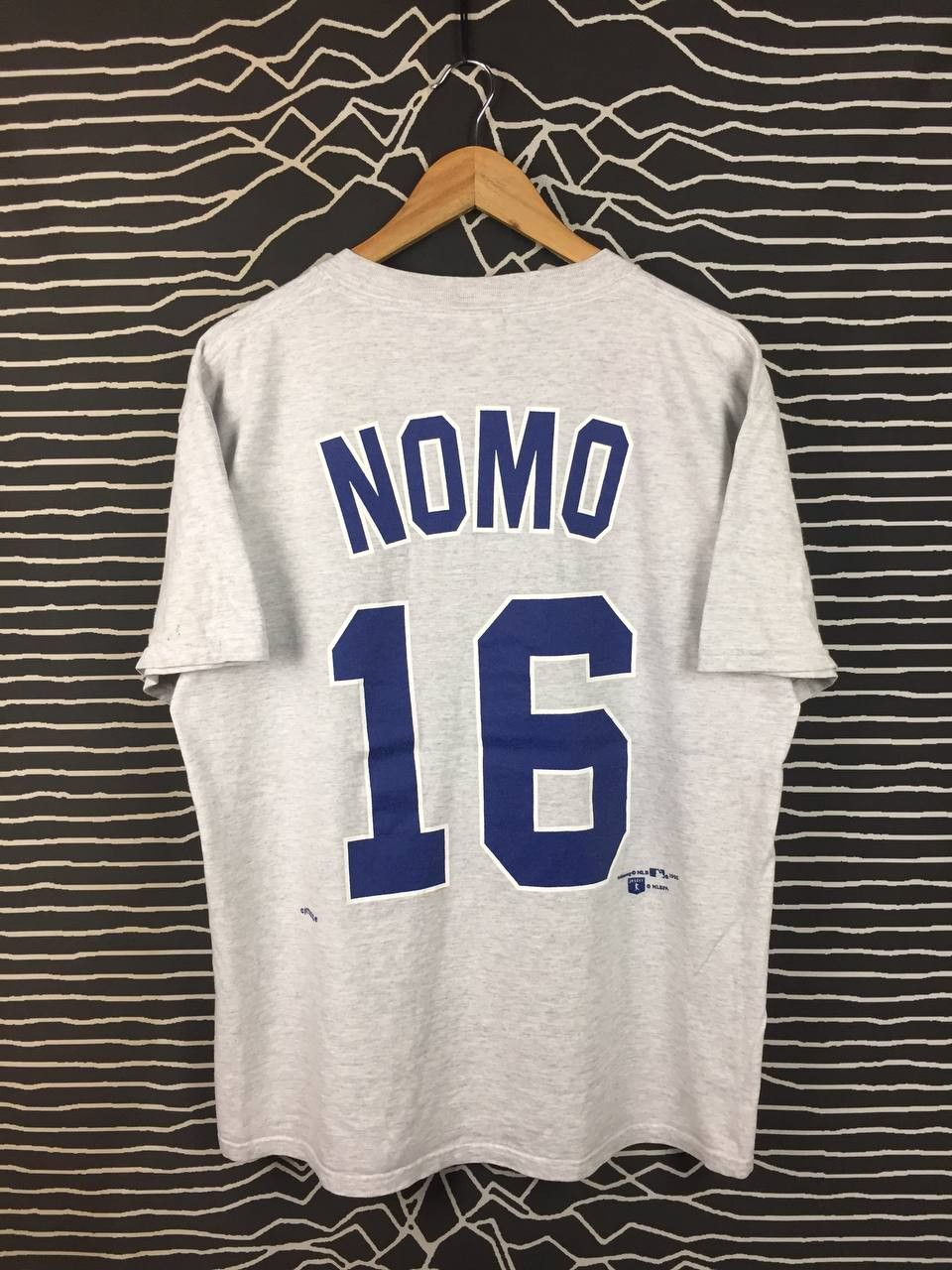 MLB Vtg 1995 Hideo Nomo LA Dodgers Nutmeg Mills Tee Size US L / EU 52-54 / 3 - 8 Thumbnail