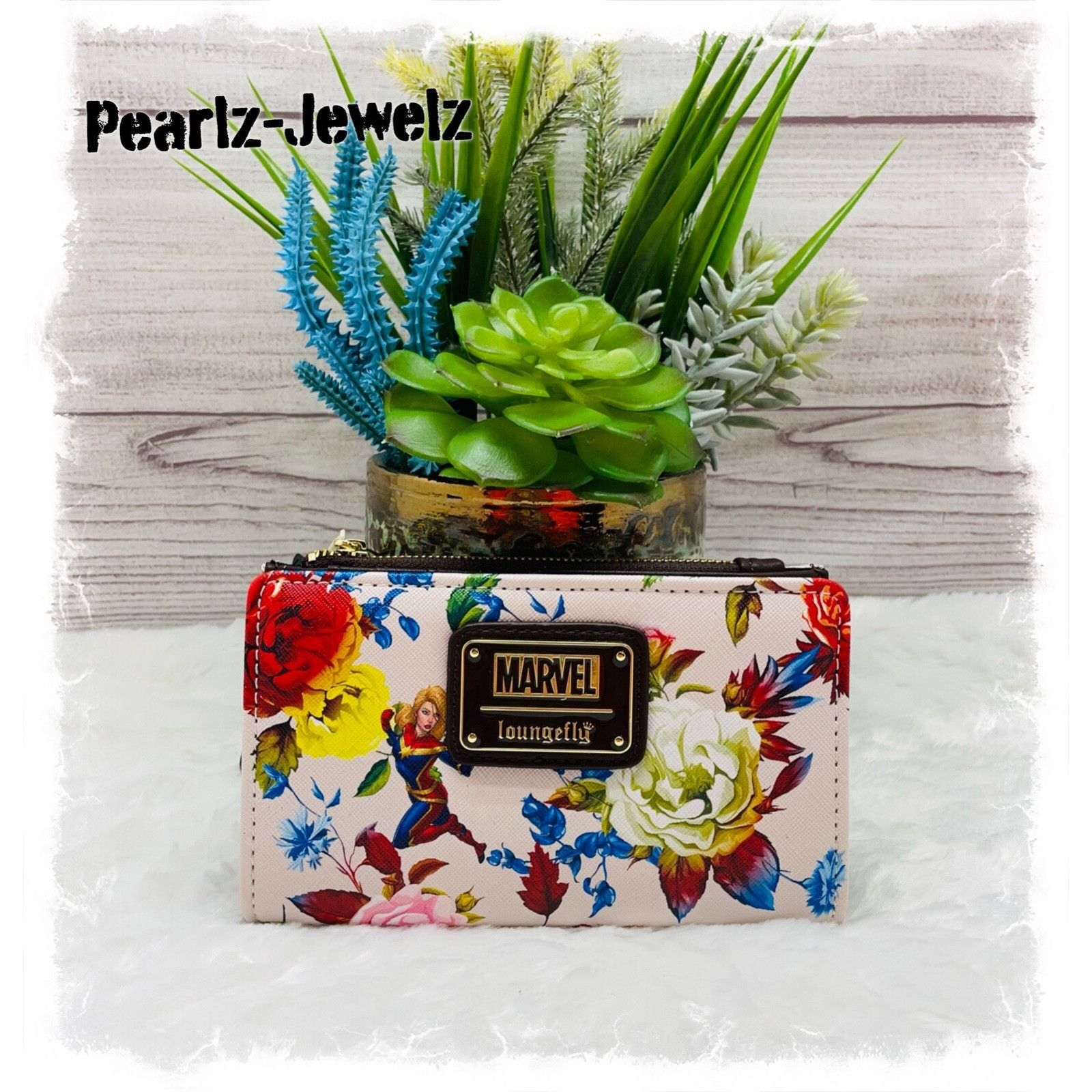 Disney Loungefly Marvel Captain Marvel Floral Wallet NWT Size ONE SIZE - 2 Thumbnail
