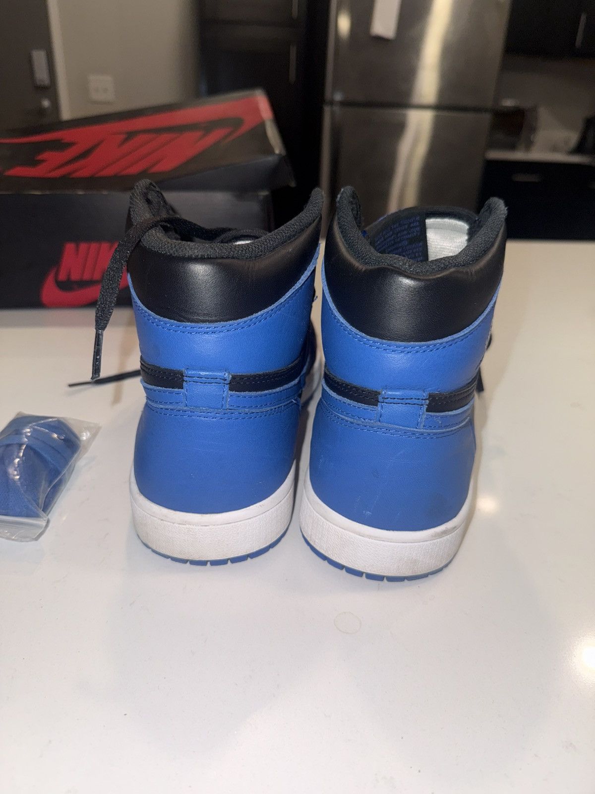 Nike 2017 Nike Air Jordan 1 Retro High OG “Royal” Size 10 Size US 10 / EU 43 - 4 Thumbnail