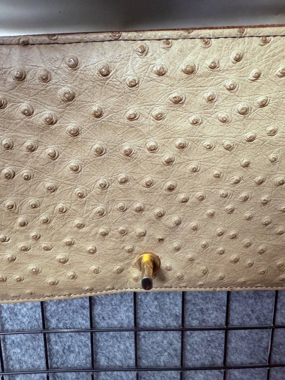 Leather Classic Beige 1990 OSTRICH Skin Handbag Coin Purse Size ONE SIZE - 7 Thumbnail