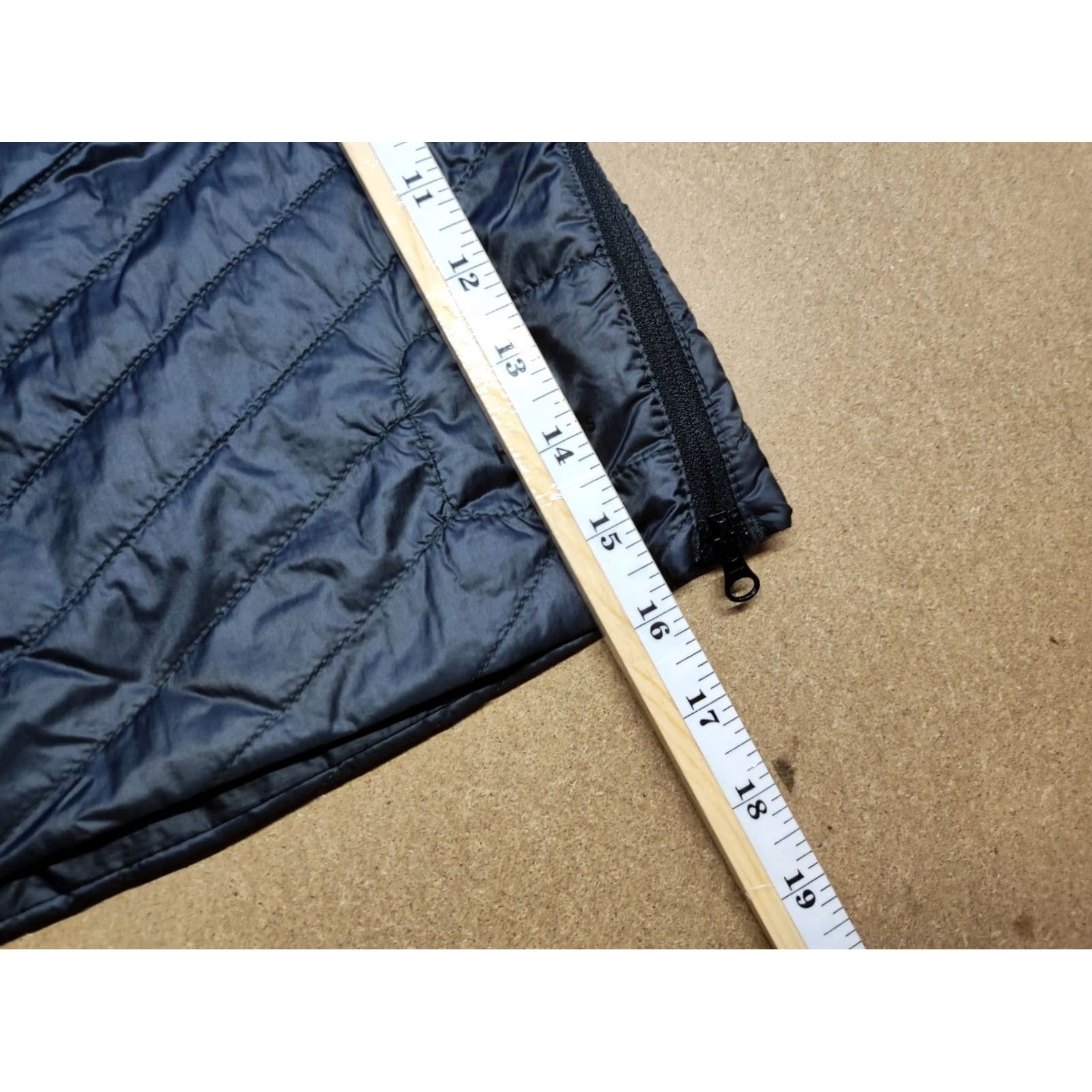 Vintage Haglöfs L.I.M Barrier Skirt Women S Lightweight Primaloft Size Zip Gray Athletic Outdoor Travel & Places 90s (Women) Size 28" / US 6 / IT 42 - 5 Thumbnail