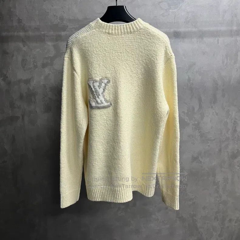Louis Vuitton Louis Vuitton 25 Latest White Solid Letter Intarsia Pullov Size US XL / EU 56 / 4 - 5 Thumbnail