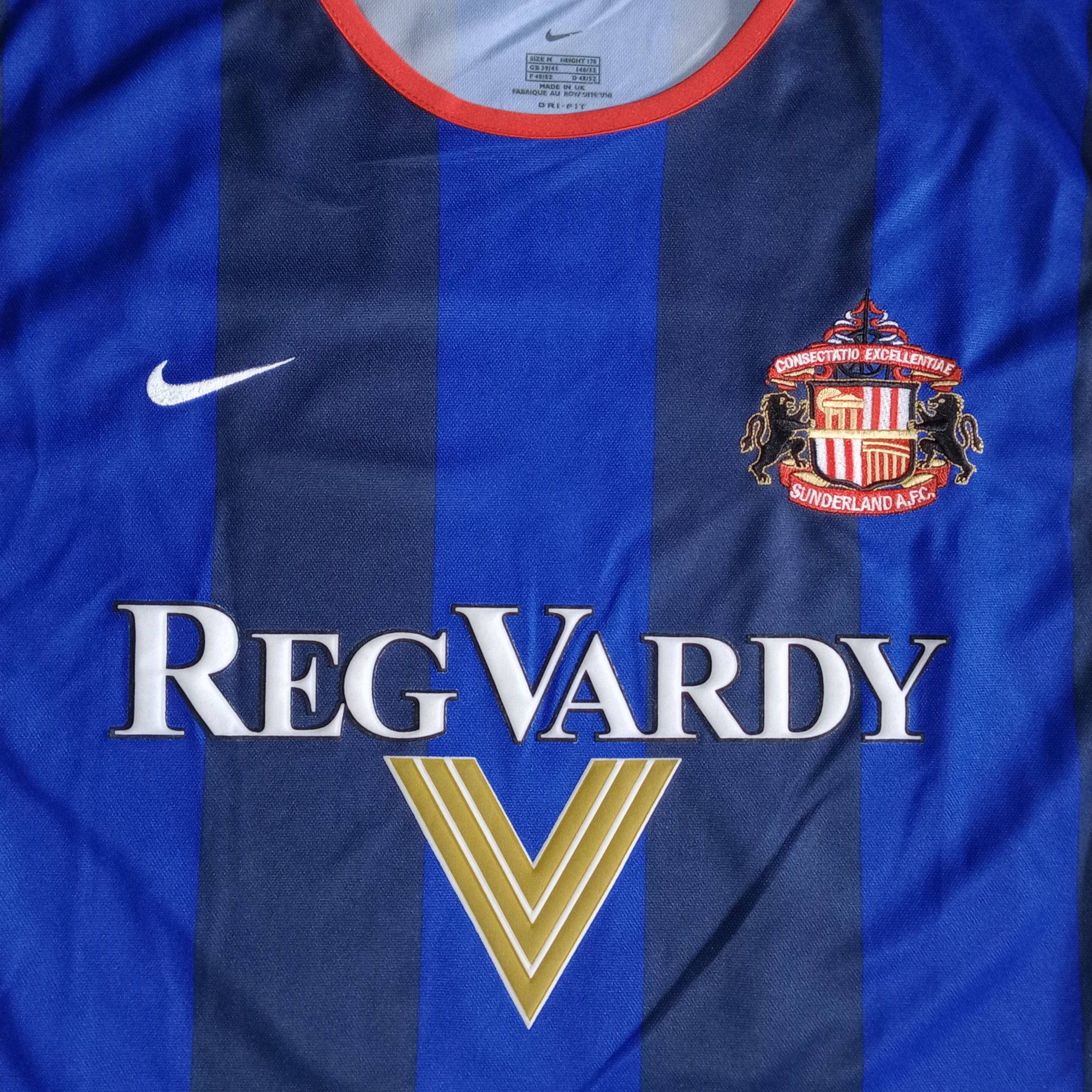 Nike Sunderland 2001-2002 Away Jersey Kevin Phillips 10 Size US M / EU 48-50 / 2 - 3 Thumbnail