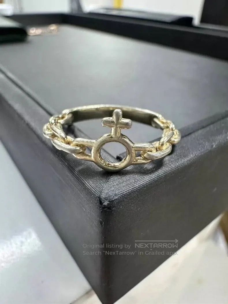 Vivienne Westwood Vivienne Westwood Gold Saturn Ring . Size ONE SIZE - 2 Thumbnail