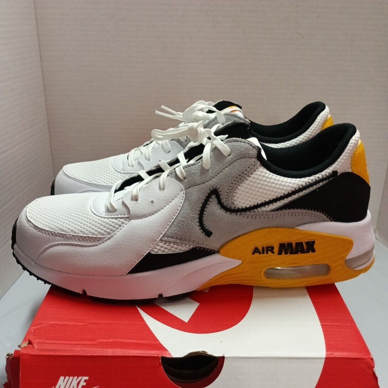 Nike Nike Men's 10.5 Air Max Excee White Black Gold Shoes Size US 10.5 / EU 43-44 - 5 Thumbnail