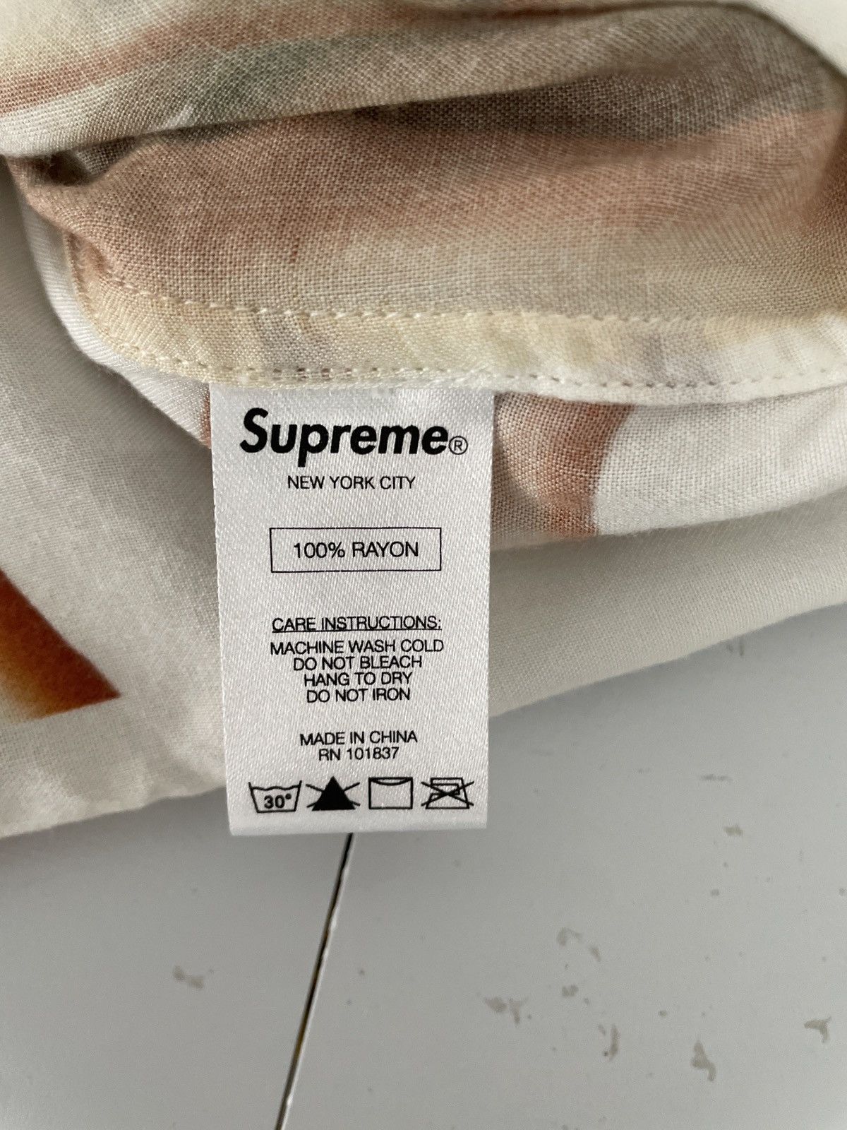 Supreme Supreme Legs Button Rayon Shirt Size US XL / EU 56 / 4 - 4 Thumbnail