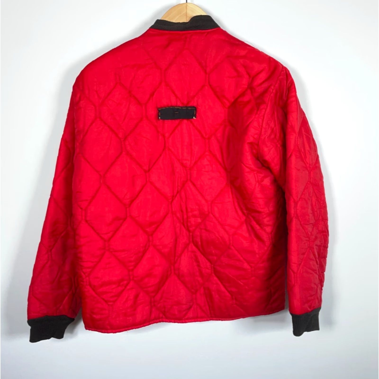 Vintage Vintage 70s Quilted Liner Jacket Men's Medium Red Lightweight Zip Snap Prentice Button Size US M / EU 48-50 / 2 - 2 Thumbnail
