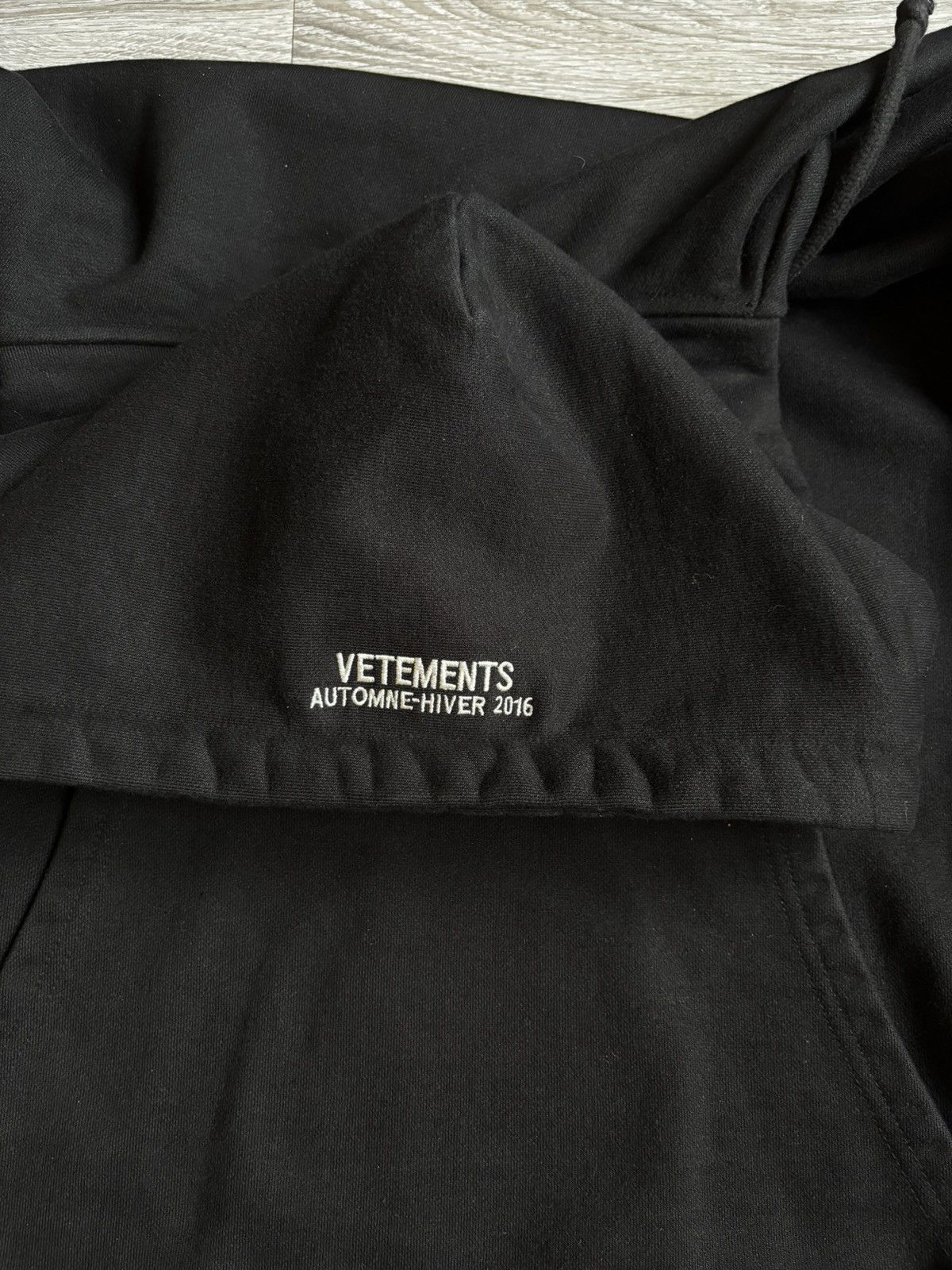 Vetements Vetements OG Metal Runway Hoodie AW16 Size US XS / EU 42 / 0 - 7 Thumbnail