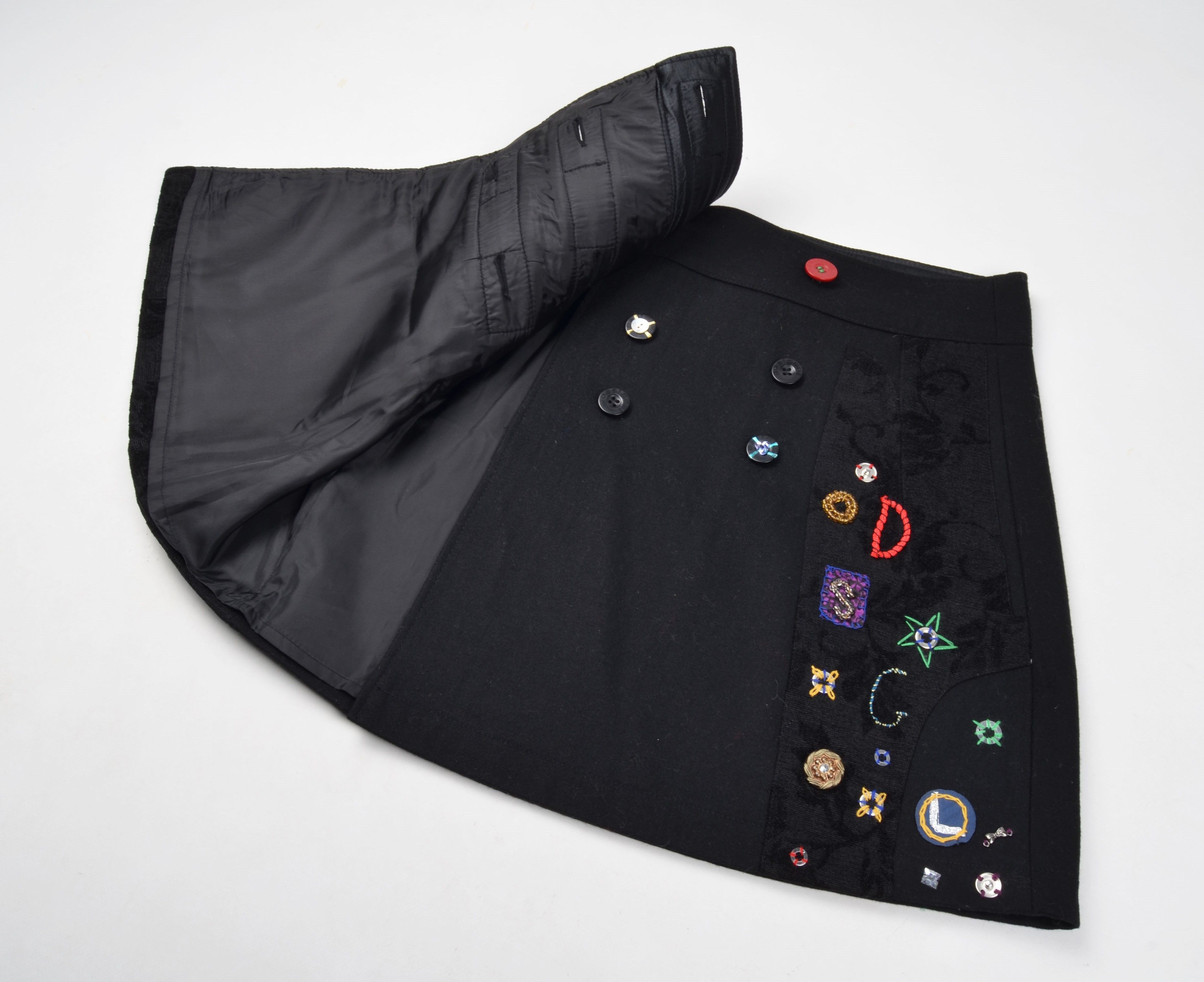 Desigual Desigual Y2K Wool Blend Beaded Wrap Black Skirt Size 28" / US 6 / IT 42 - 9 Thumbnail