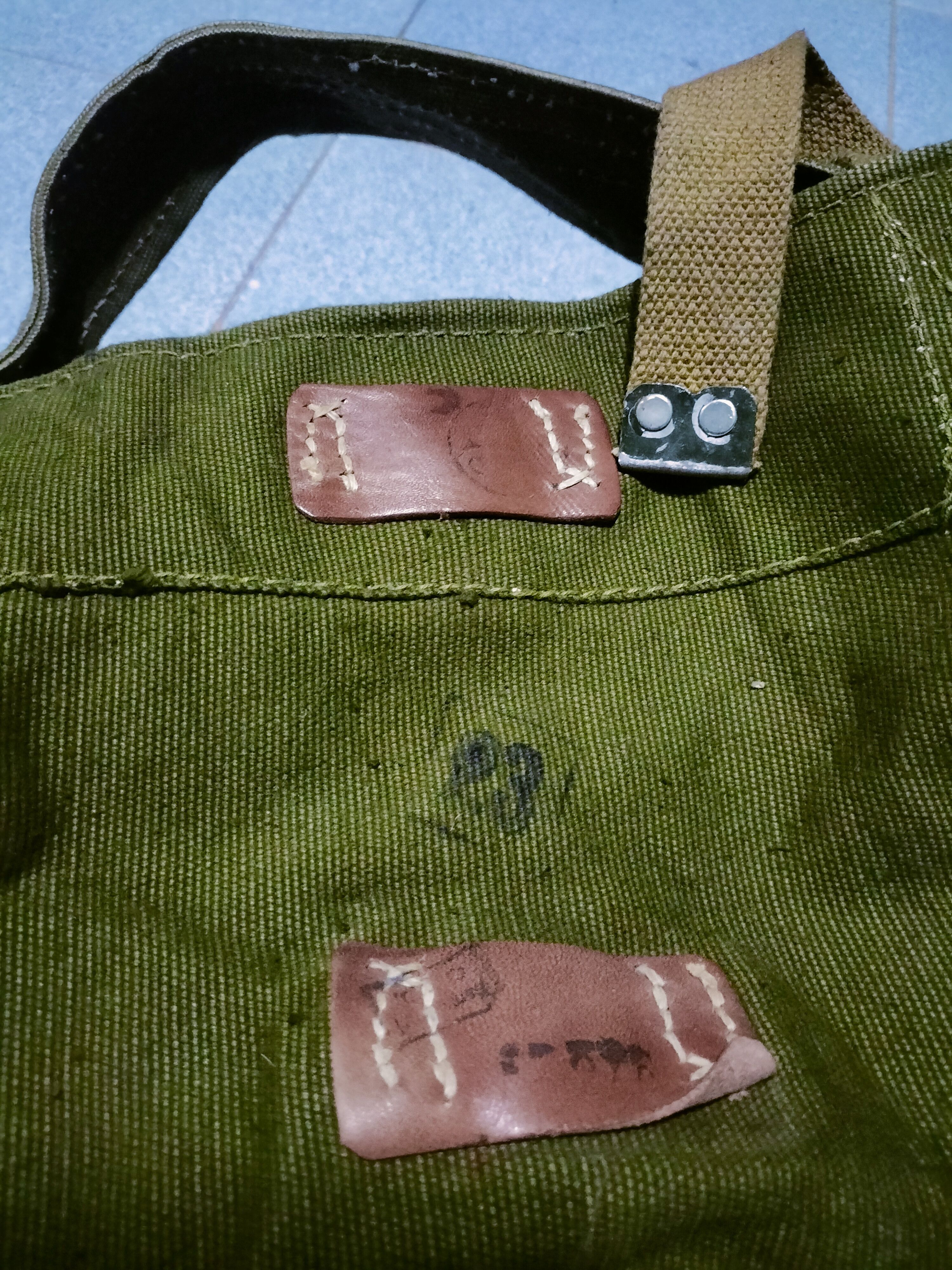 Vintage Vintage 50s 70s Military Combat Massagers Bag custom Remarks Size ONE SIZE - 6 Thumbnail