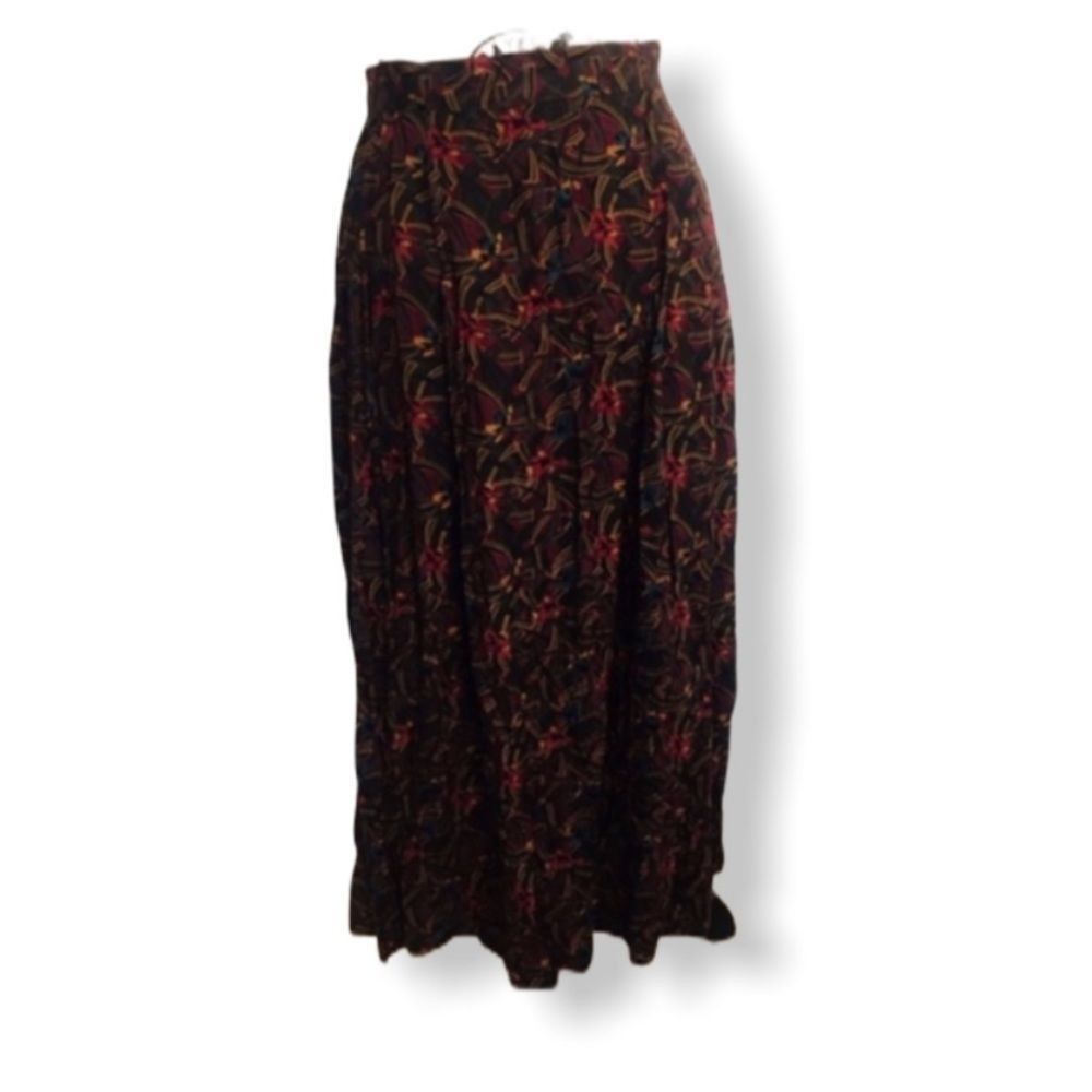 image of Christian Dior Vintage Floral Skirt in Red, Women's (Size 28)