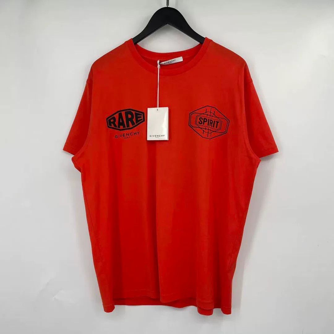 Givenchy Givenchy Red T-Shirt L Men Size US L / EU 52-54 / 3 - 1 Thumbnail