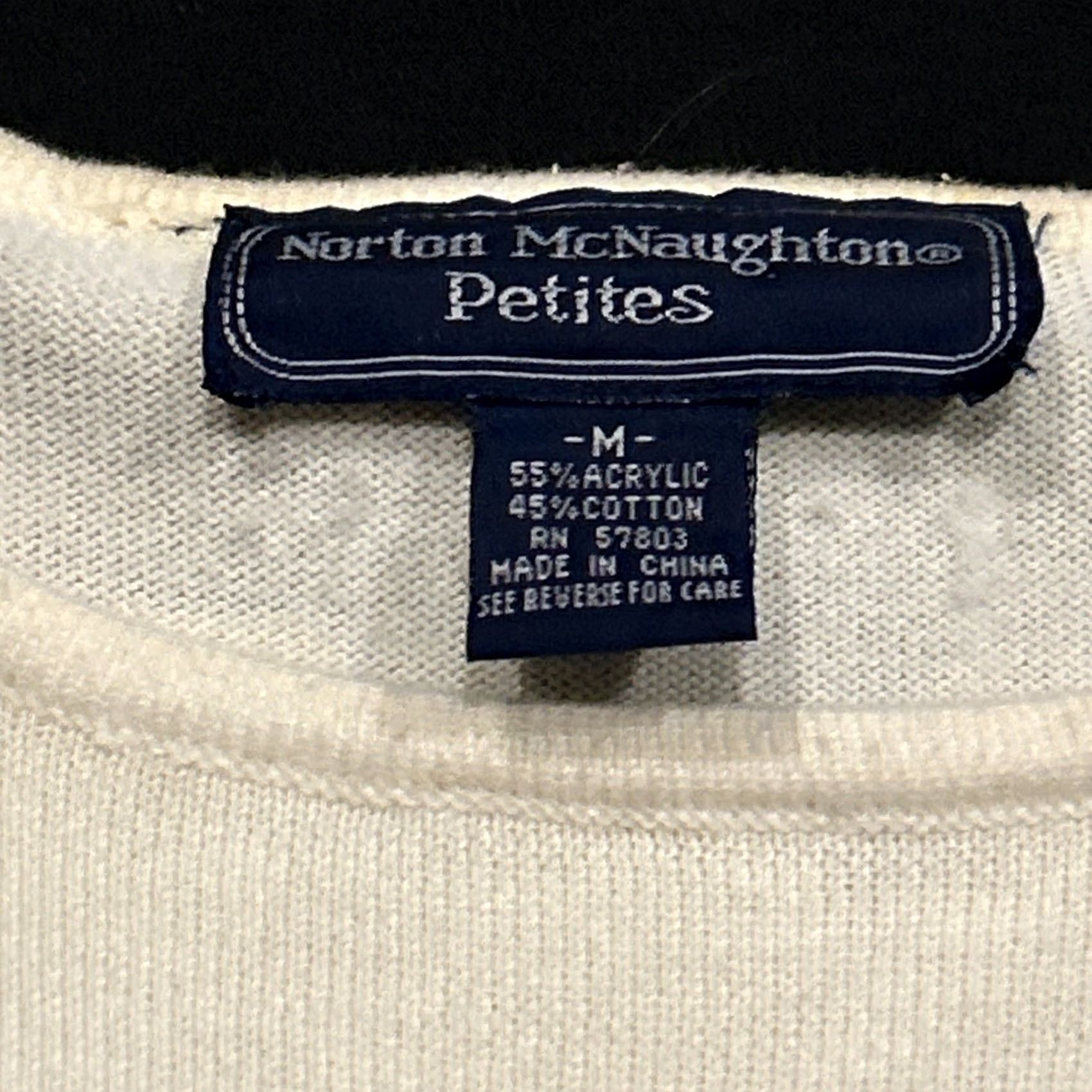 Vintage Norton McNaughton Women’s PM White Blouse Acrylic Blend PM Petite Regular Short Sleeve Round Neck Shirt 90s Womens Size M / US 6-8 / IT 42-44 - 2 Thumbnail