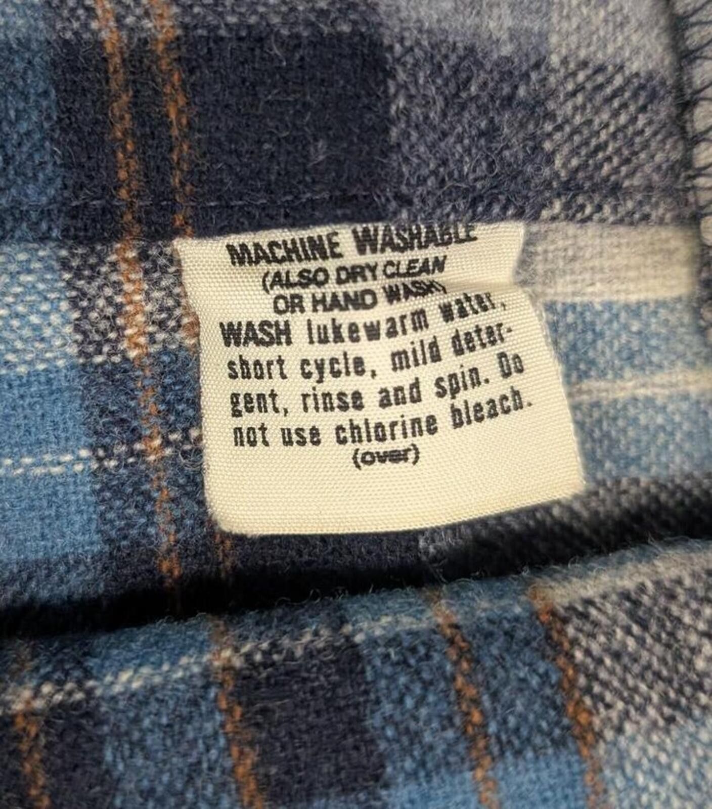 Pendleton Vintage 60s Pendleton Blue and Black Loop Collar Wool Shirt Size US M / EU 48-50 / 2 - 5 Thumbnail