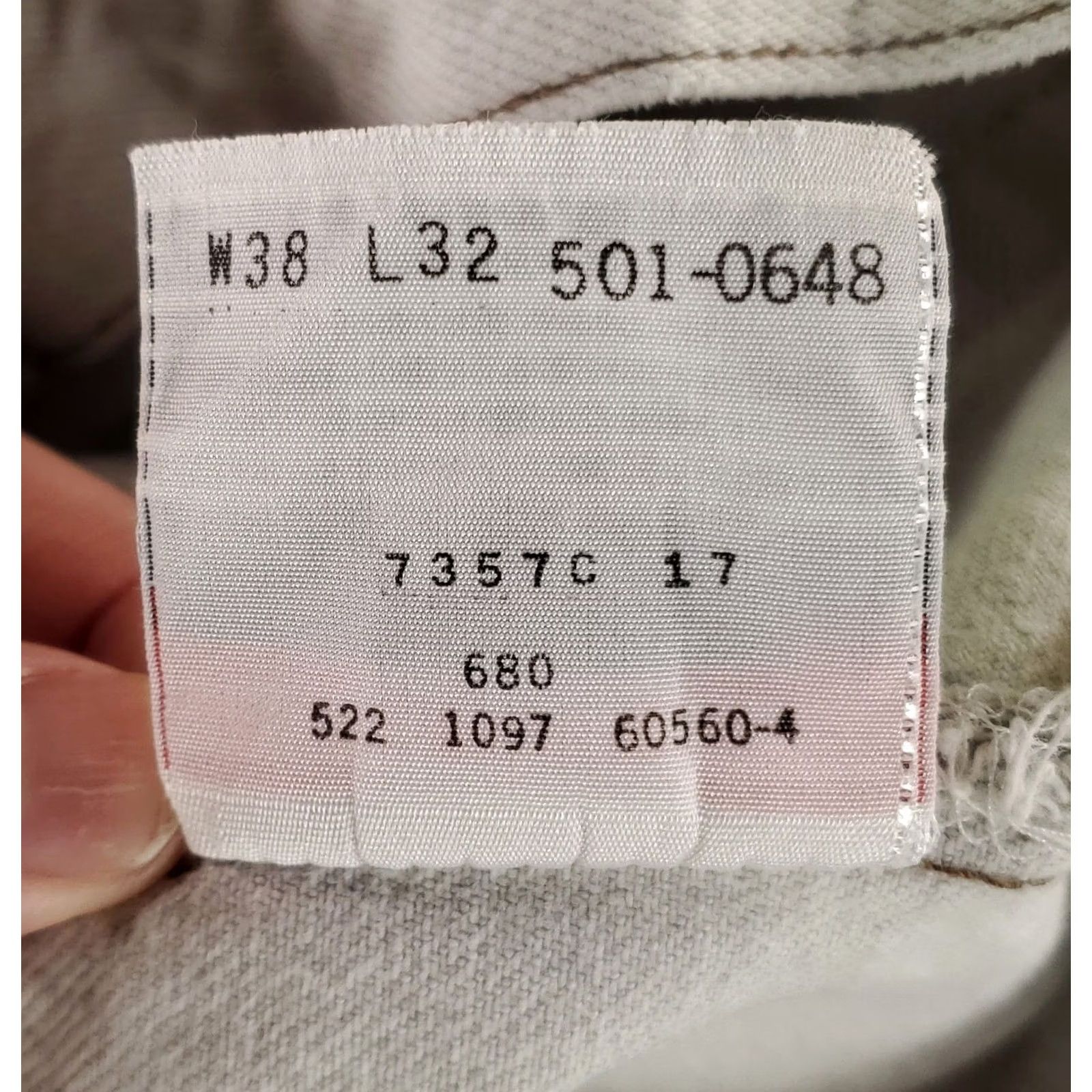Levi's VINTAGE Levi's 501 Jeans White Mens 38x32 37x31 Actual Straight 90s VTG Men Size US 38 / EU 54 - 5 Thumbnail