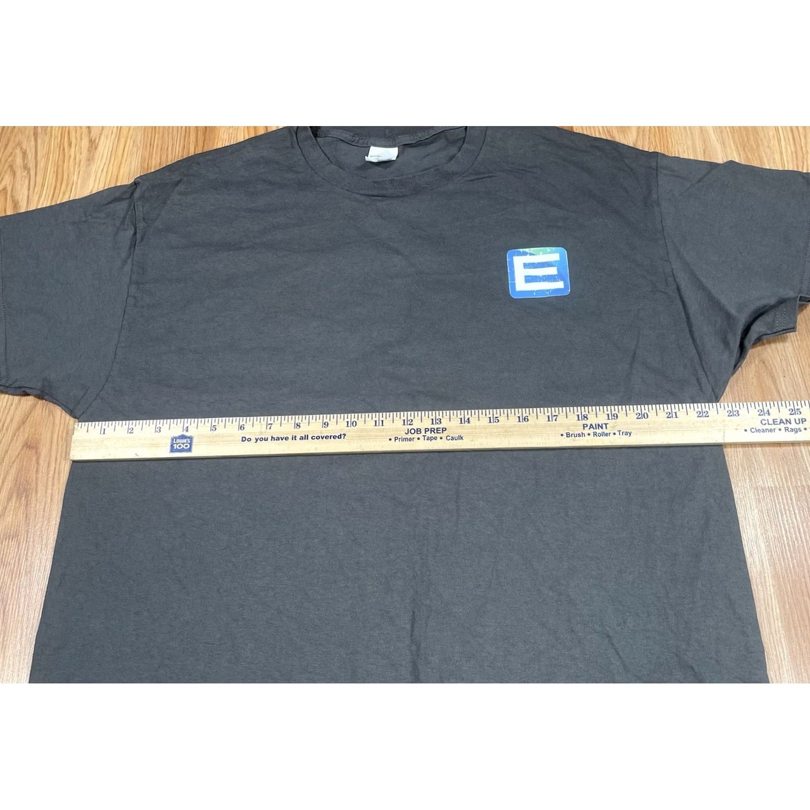 Hanes Hanes Graphics T-Shirt Mens XL Gray Tsugami Authentic-T Short Sleeve Size US XL / EU 56 / 4 - 5 Thumbnail