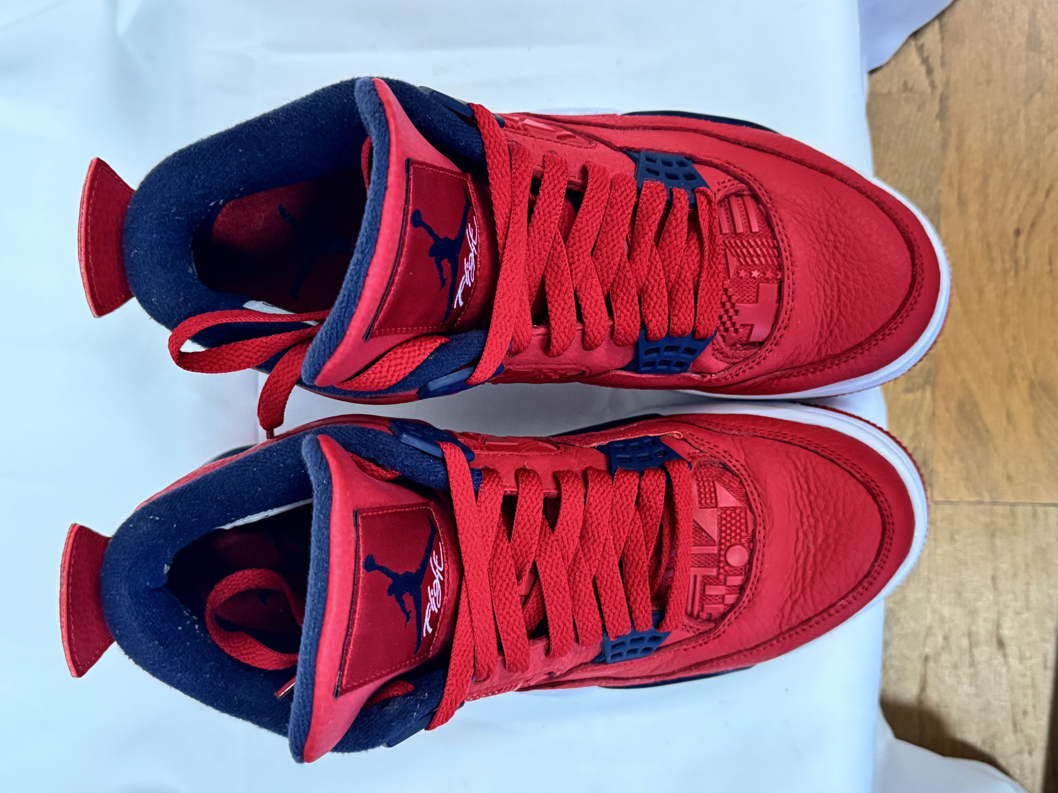 Nike Jordan 4 Retro Fiba 2019 Size US 8 / EU 41 - 6 Thumbnail