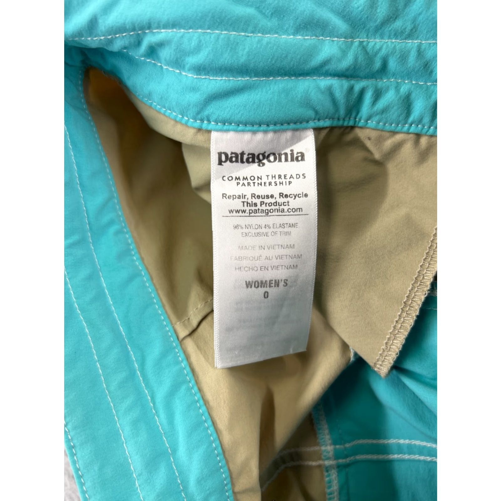 Patagonia Patagonia Shorts Womens 0 Teal Beige Nylon Blend Stretch Double Button Pockets Size 25" / US 0 / IT 36 - 5 Thumbnail