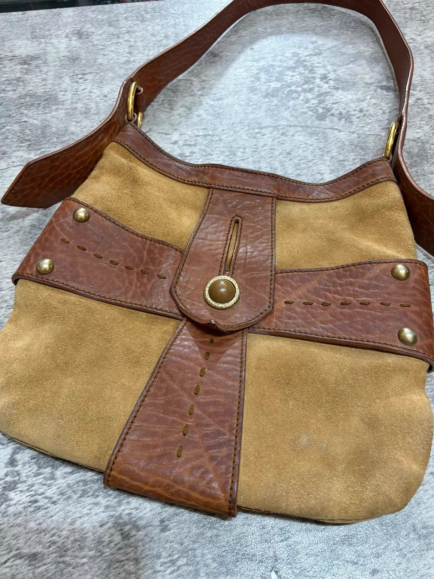 Yves Saint Laurent YSL Vintage Suede Cross Underarm/Shoulder Bag Size ONE SIZE - 3 Thumbnail