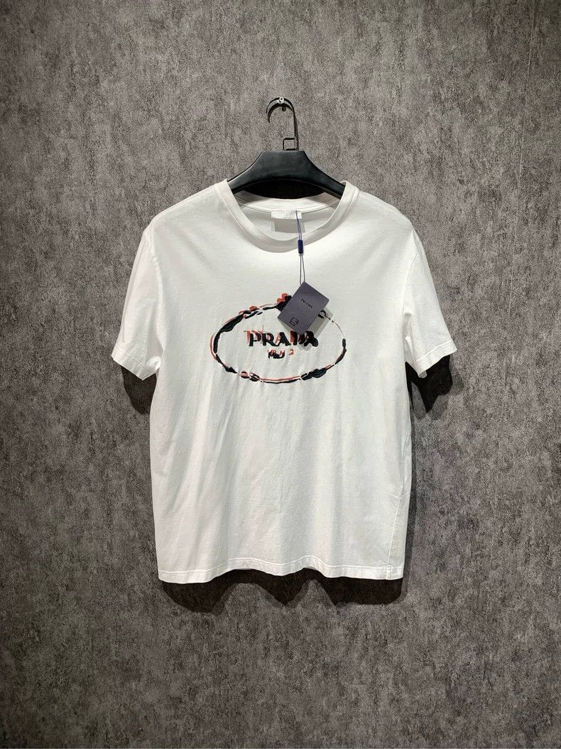 Prada Prada Size XXXLShort sleeves 2501-Nextarrow Size US XXL / EU 58 / 5 - 1 Thumbnail