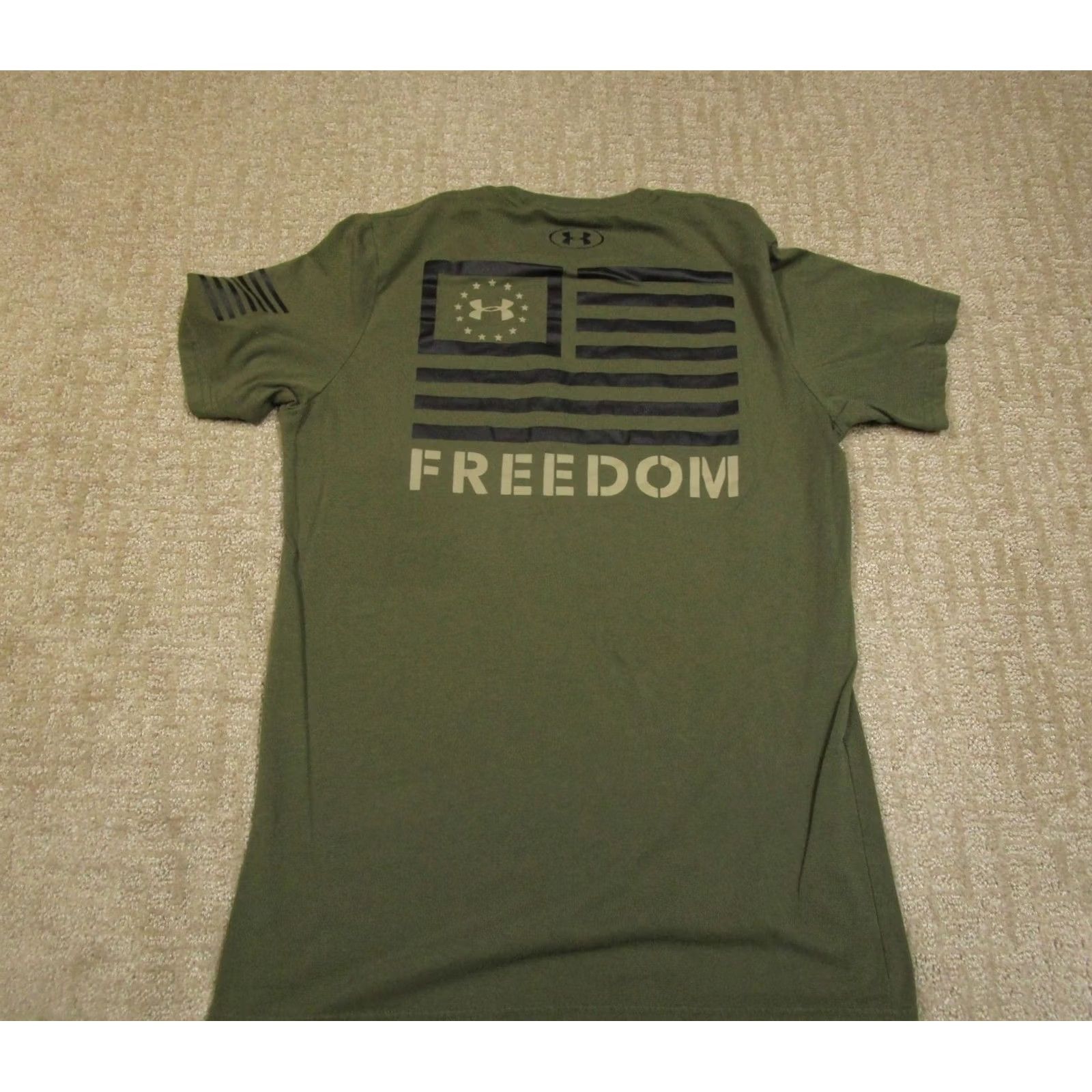 Under Armour Under Armour Shirt Men Small Green HeatGear Short Sleeve Tee USA Flag Patriotic Size US S / EU 44-46 / 1 - 4 Thumbnail