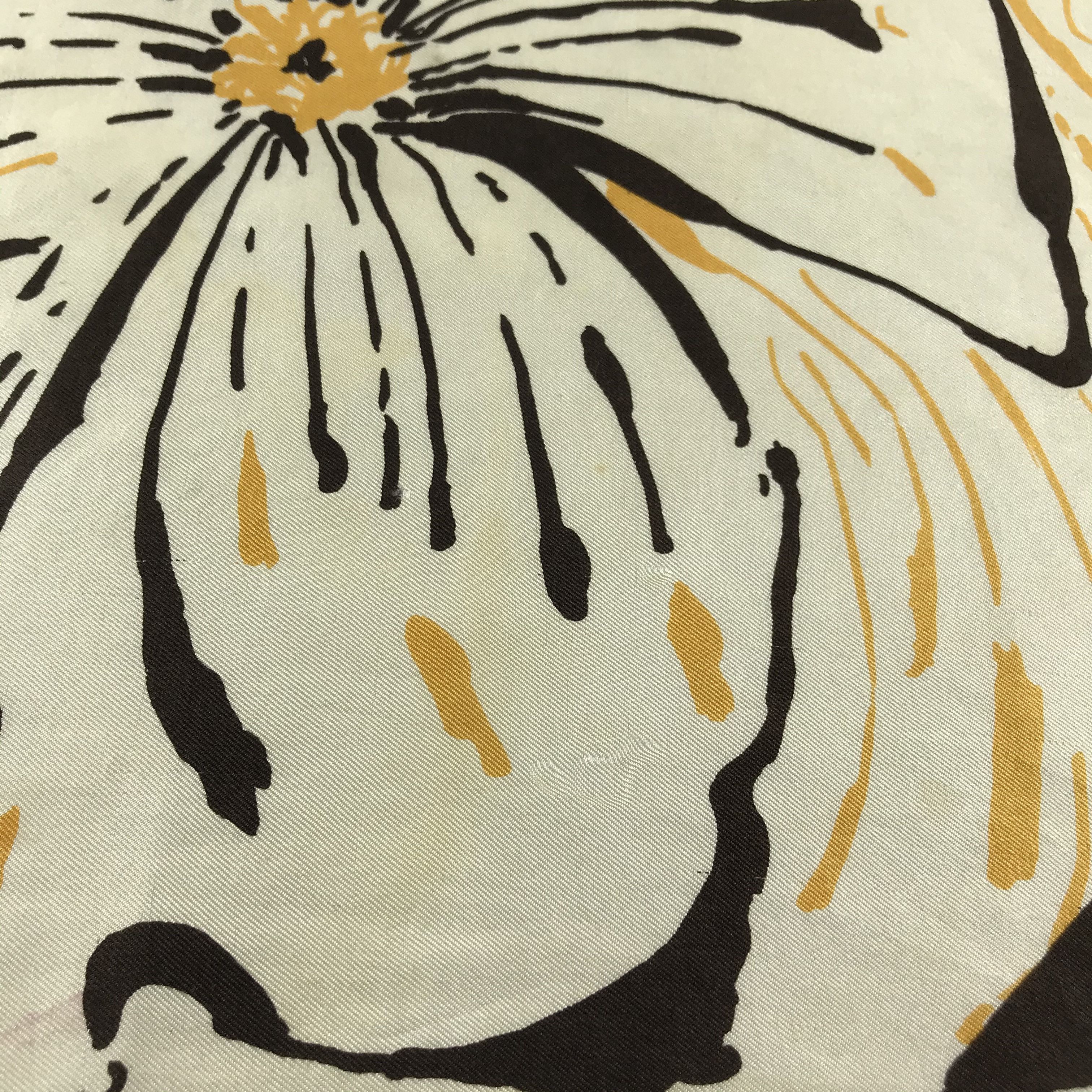 Vintage Christian Dior Floral Silk Scarf M10 Size ONE SIZE - 6 Thumbnail