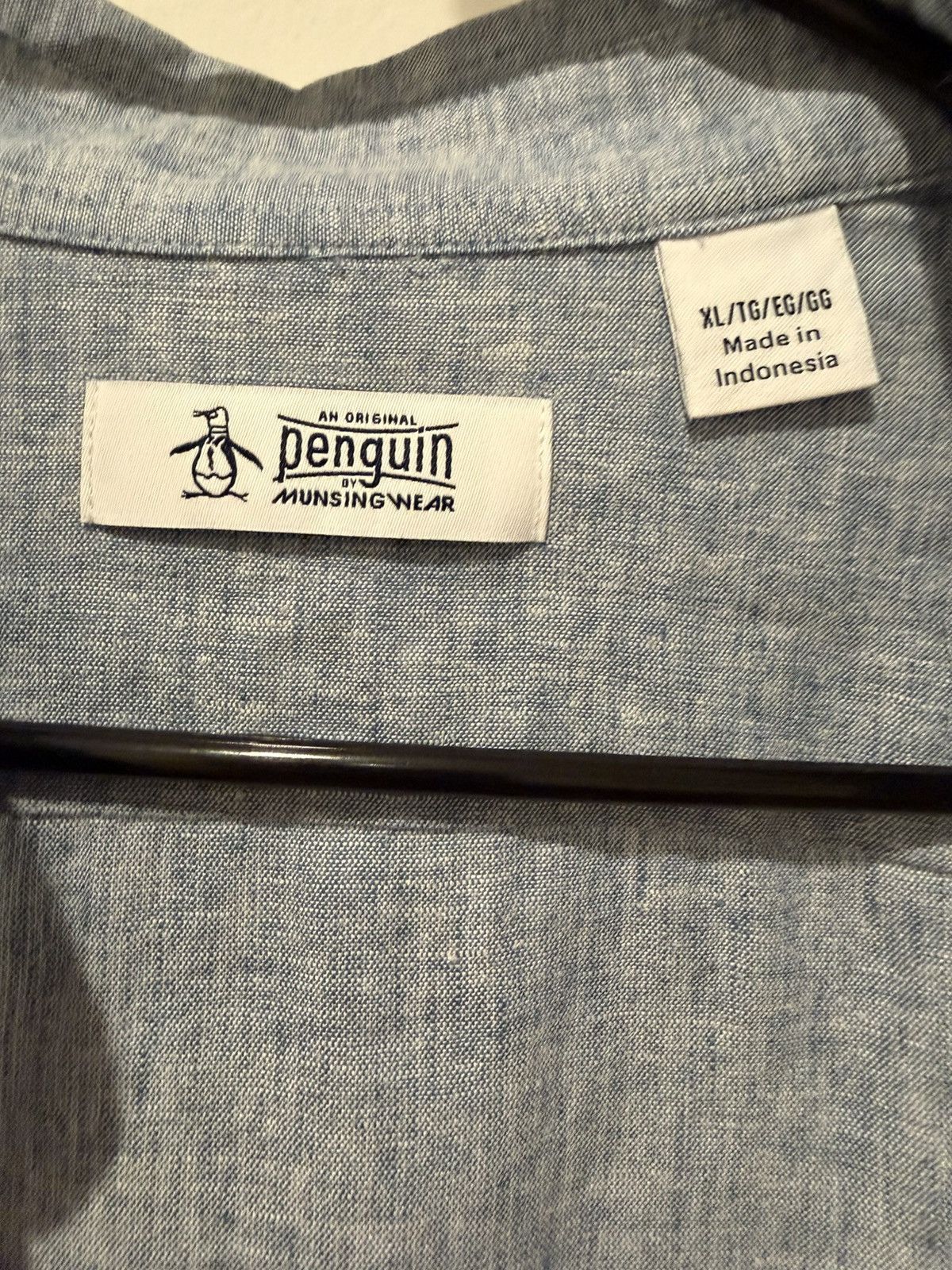 Original Penguin Original Penguin chambray style button up sz XL MEN Size US XL / EU 56 / 4 - 2 Thumbnail