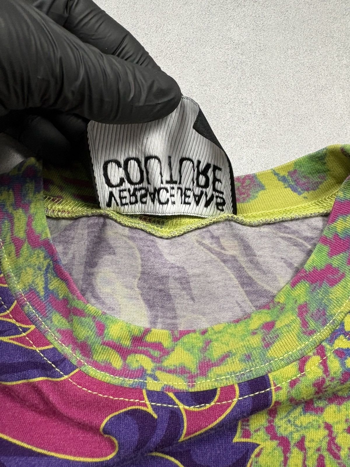 Versace Versace Jeans Couture All-Over Baroque Psychedelic T-Shirt M Size M / US 6-8 / IT 42-44 - 14 Thumbnail