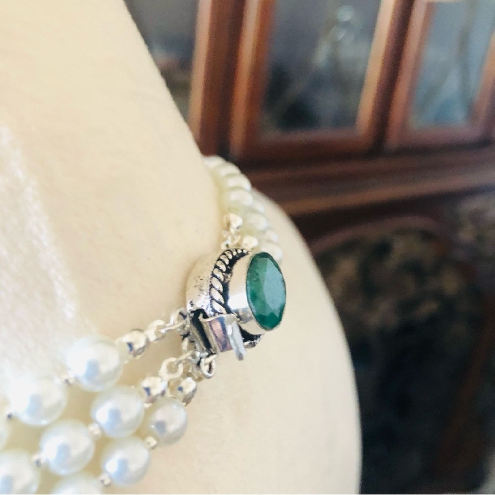 Handmade Handcrafted triple strand Pearl genuine emerald necklac Size ONE SIZE - 5 Thumbnail