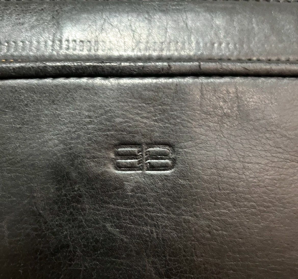 Balenciaga Authentic BALENCIAGA BB Clucth Bag Size ONE SIZE - 16 Thumbnail